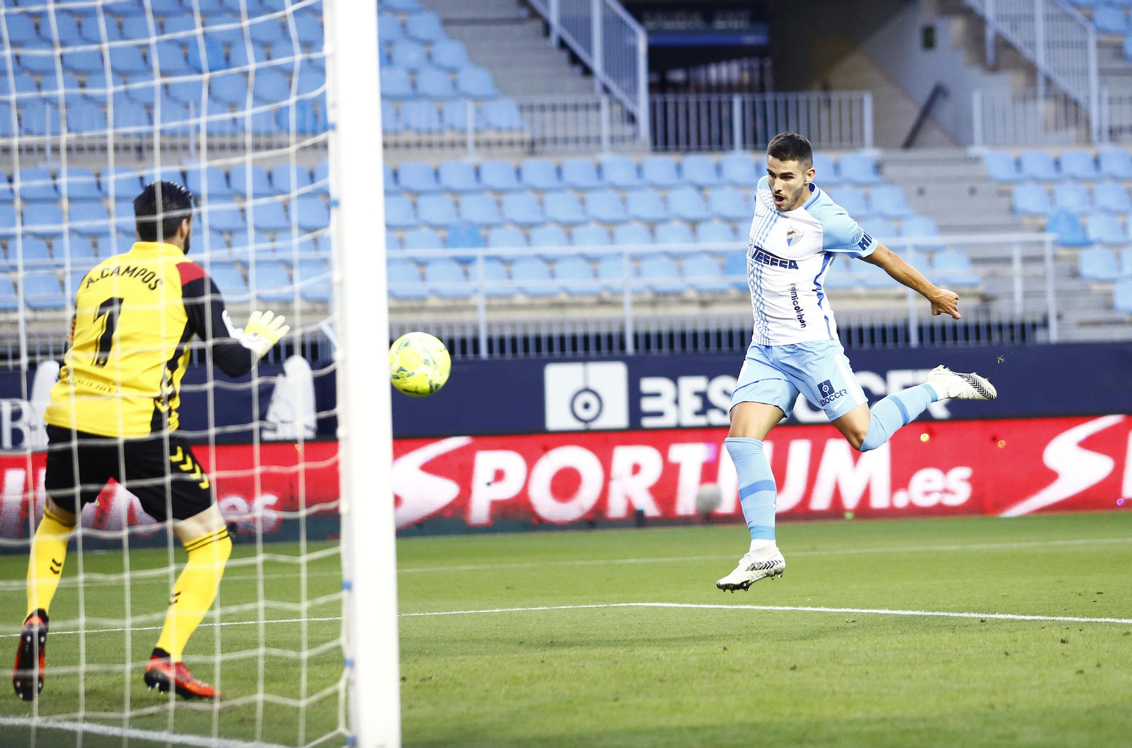 El Málaga CF-Castellón, en fotos