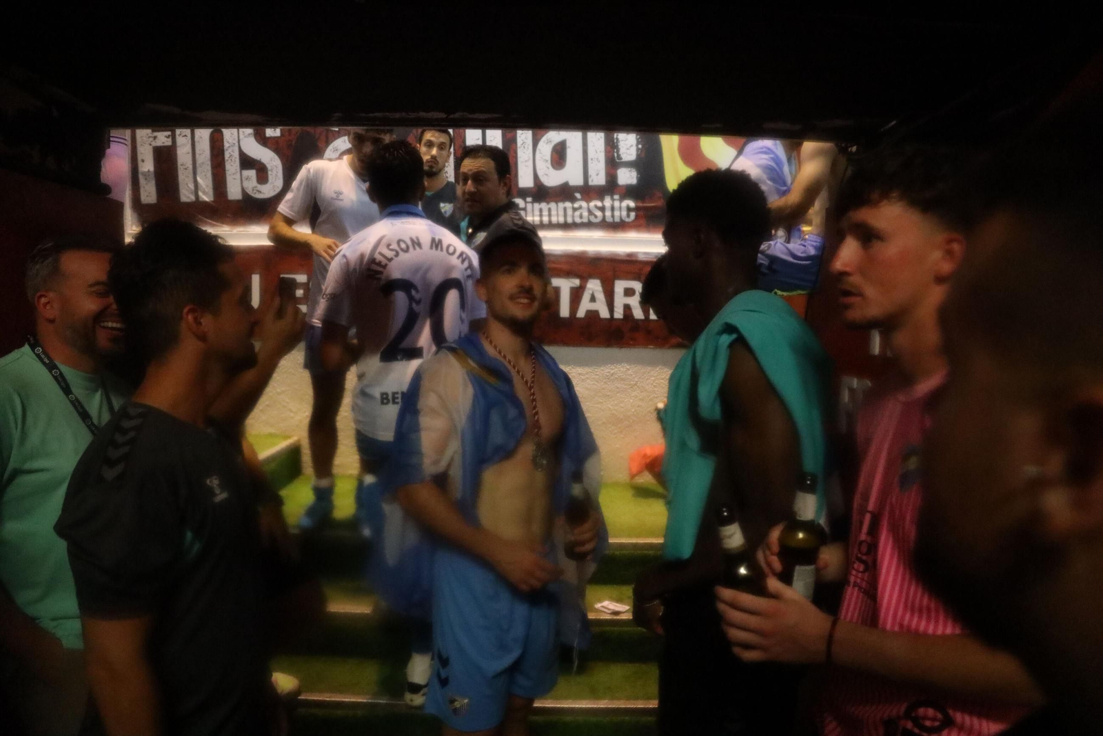 Así fue la locura del ascenso del Málaga CF en Tarragona