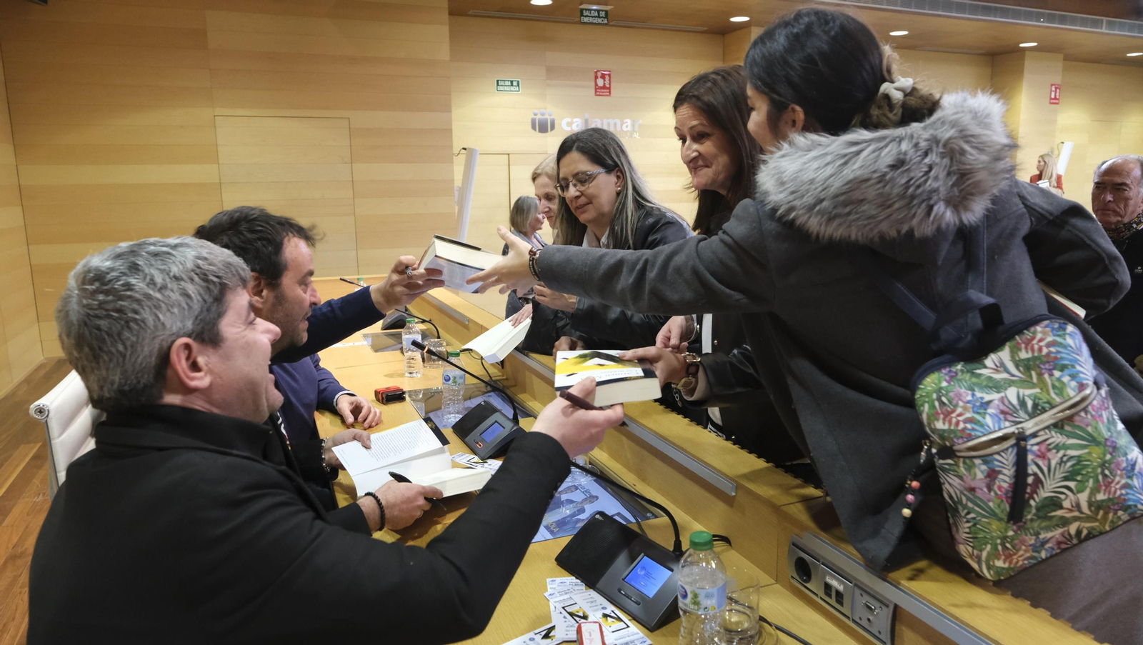 Imágenes de Diario de los Libros con Carmen Mola