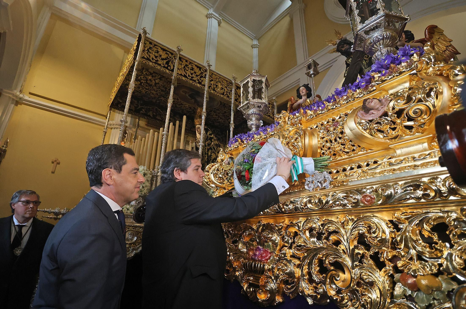 Imágenes del lunes 14 de abril en Huelva