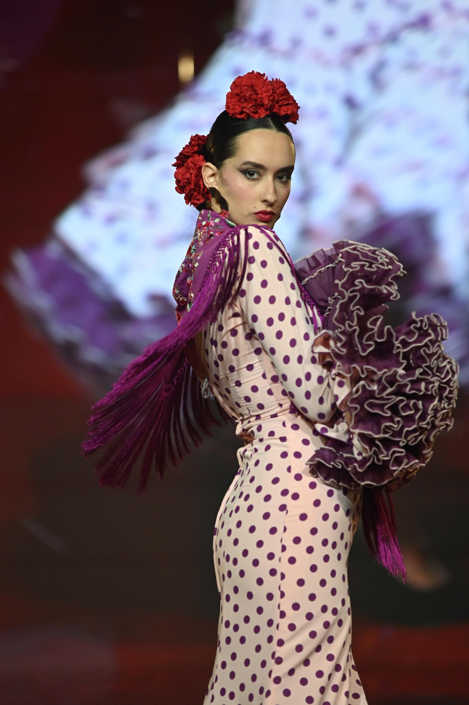 Huelva Flamenca 2025: Desfile De Lunares y Volantes