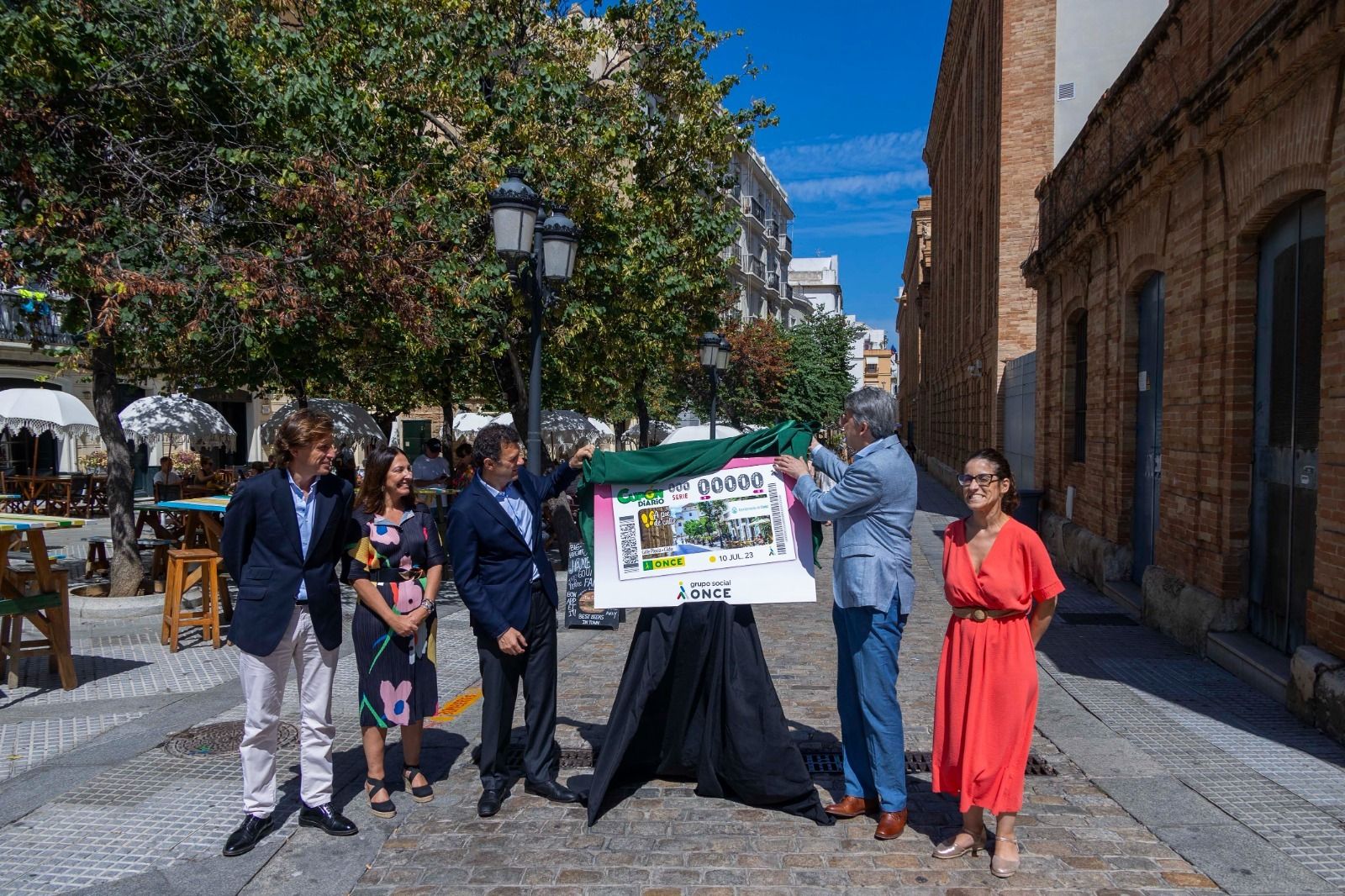 Así es la calle Plocia de Cádiz, a la que la ONCE dedica el cupón del lunes 10.