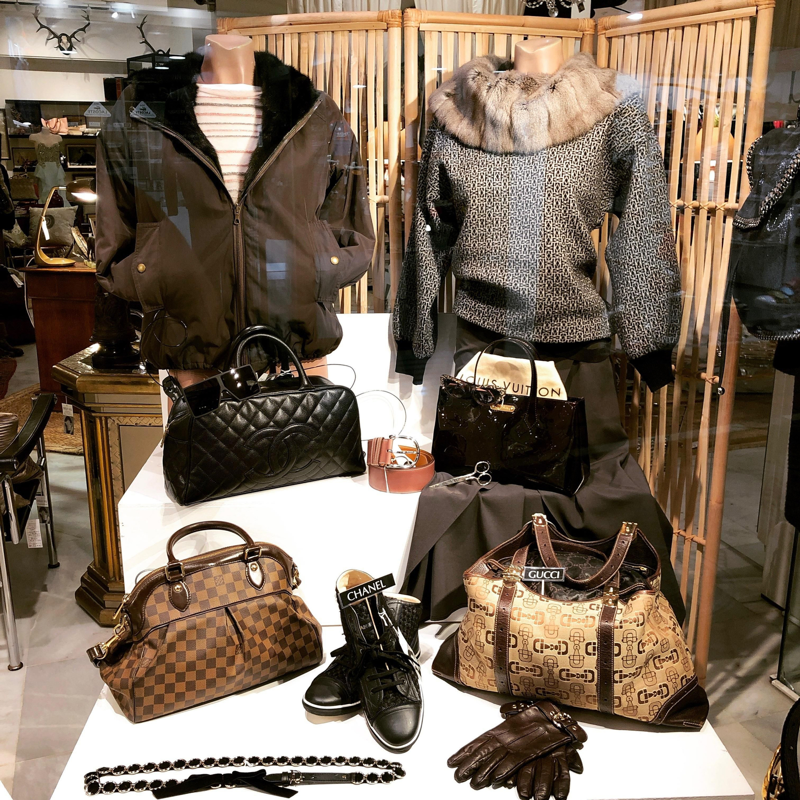 Vintage Déjà Vu comercializa artículos de grandes marcas.