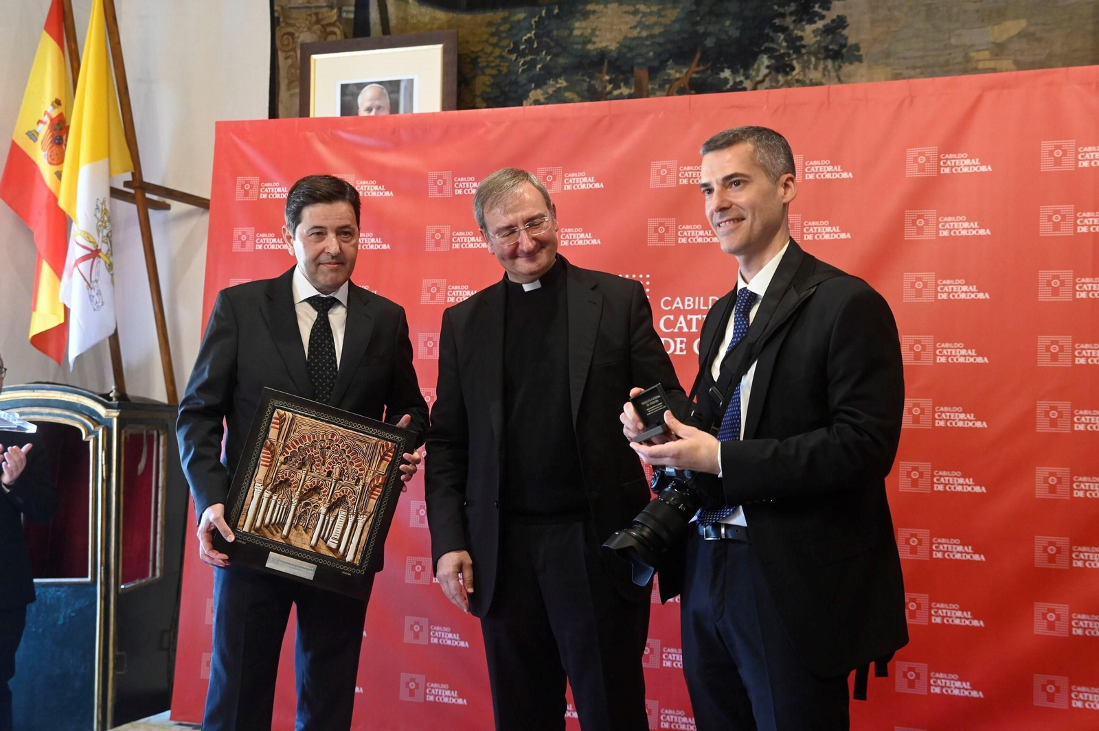 El reconocimiento a quienes lucharon contra el incendio de la Mezquita de Córdoba, en imágenes