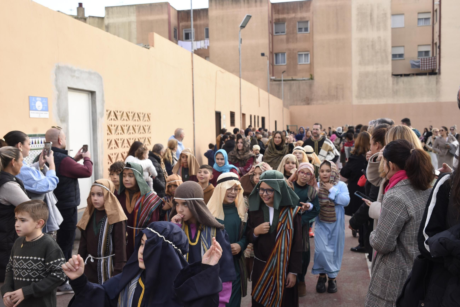 Fotos del belén viviente del Colegio Salesianos de La Línea