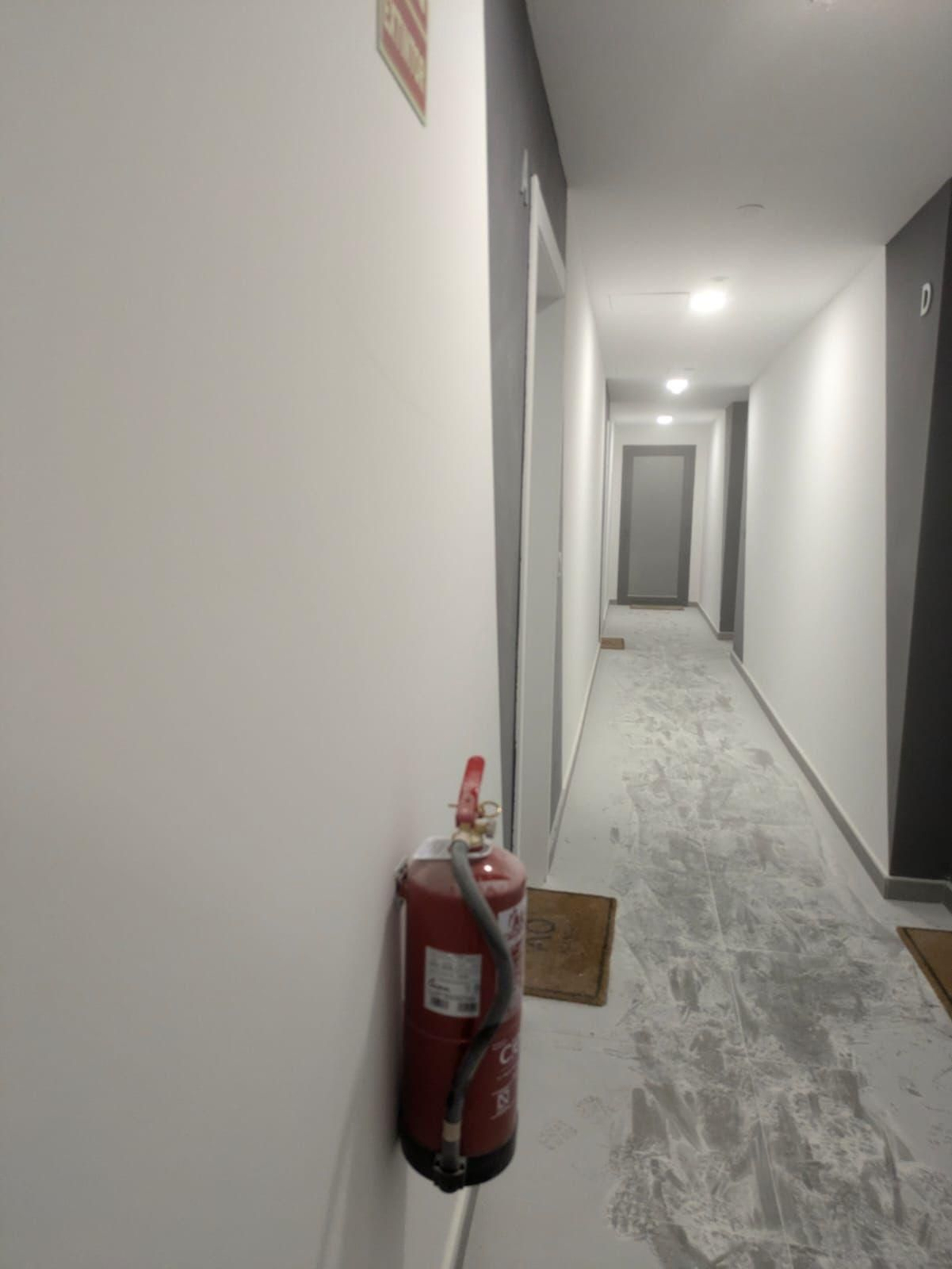 Las fotos de un grupo de WhatsApp de vecinos de las torres de Martiricos