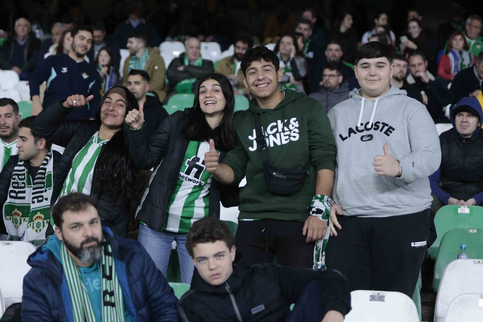 Búscate en las gradas del Villamarín