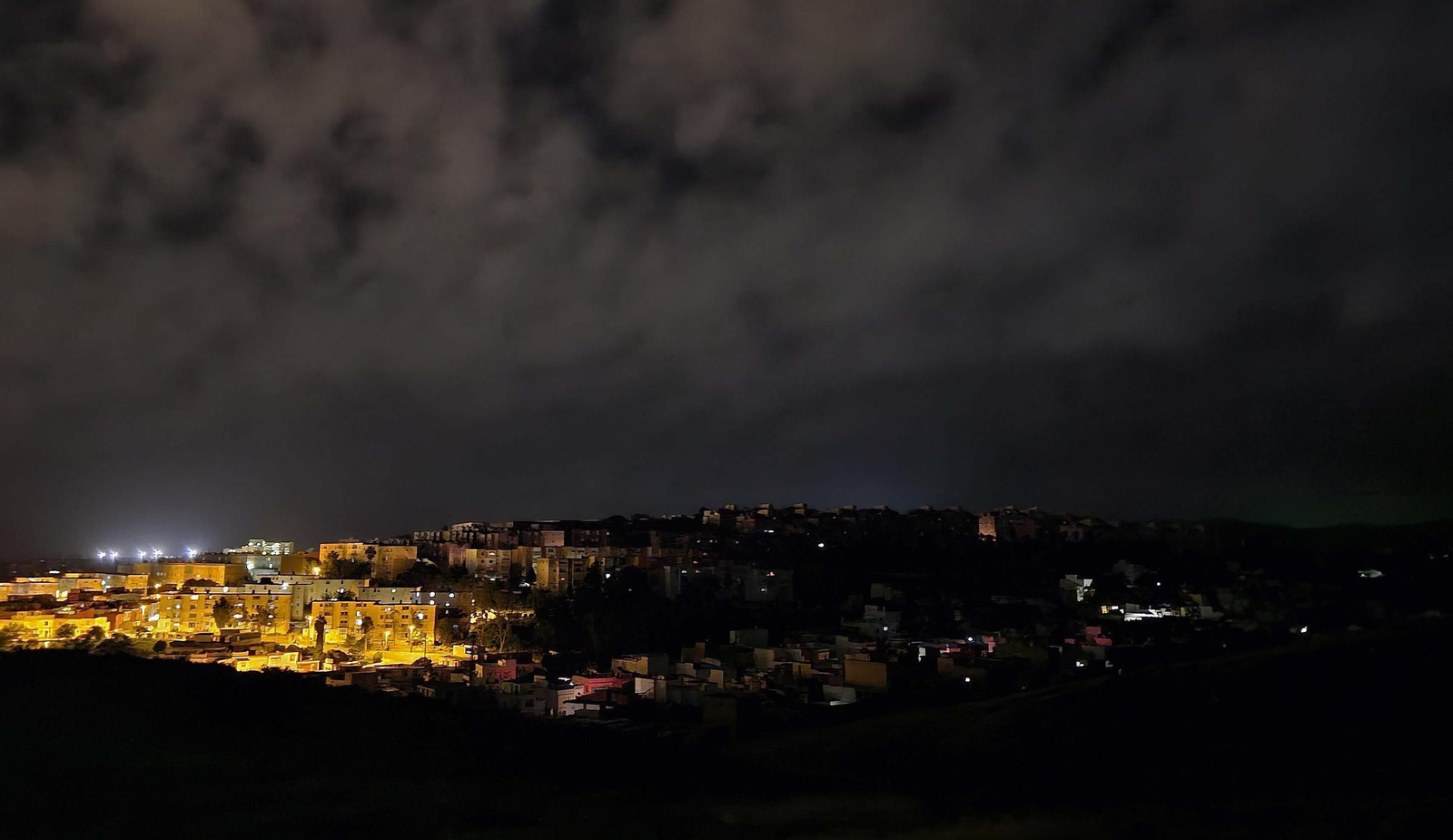 Algeciras durante la noche del apagón histórico, en imágenes