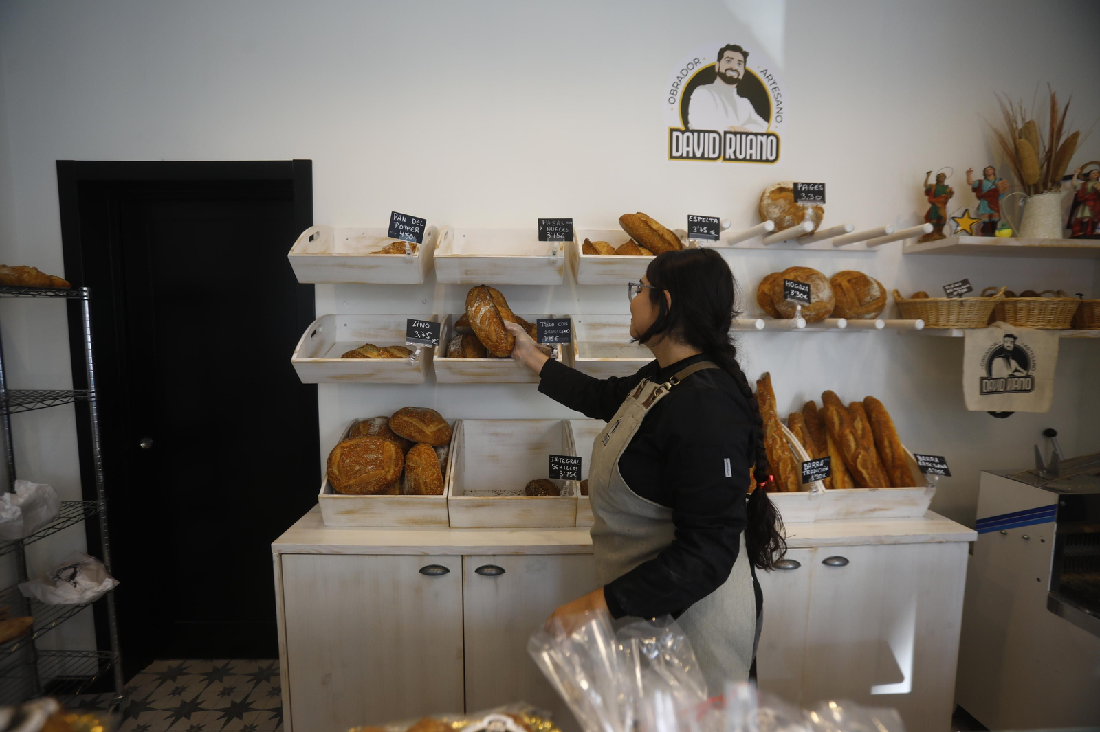 En fotos, todos los detalles de la nueva y espectacular tienda de Obrador David Ruano en El Vial