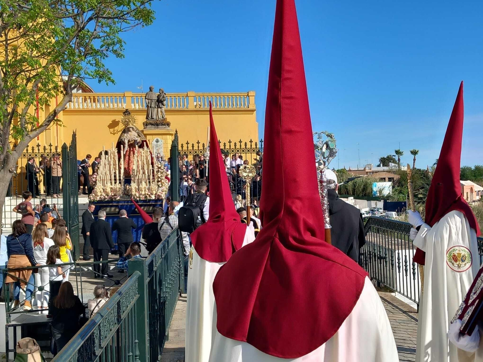 Las imágenes del Domingo de Ramos en Chiclana con La Borriquita y El Huerto