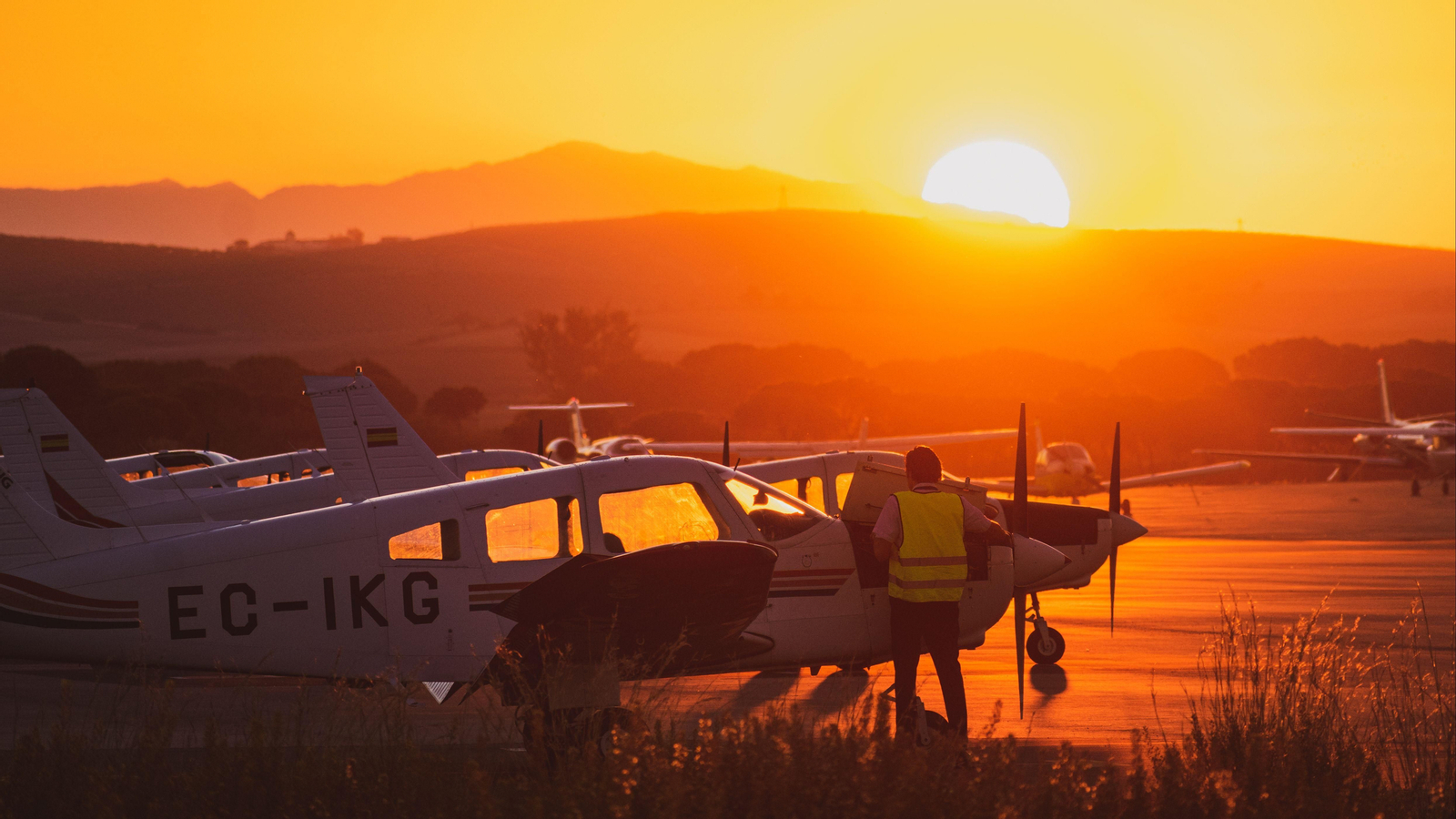 Escuela de Pilotos y Controladores Aéreos. Escuela de Pilotos y Controladores Aéreos.