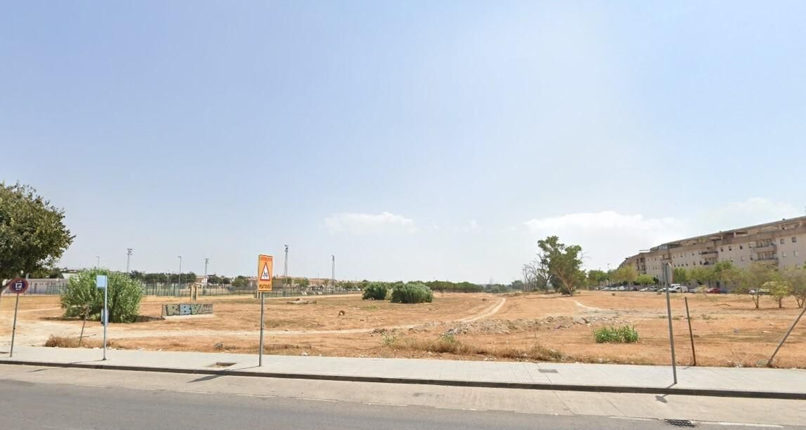 Terrenos del antiguo cauce de La Canaleja que se convertirá en un parque forestal.