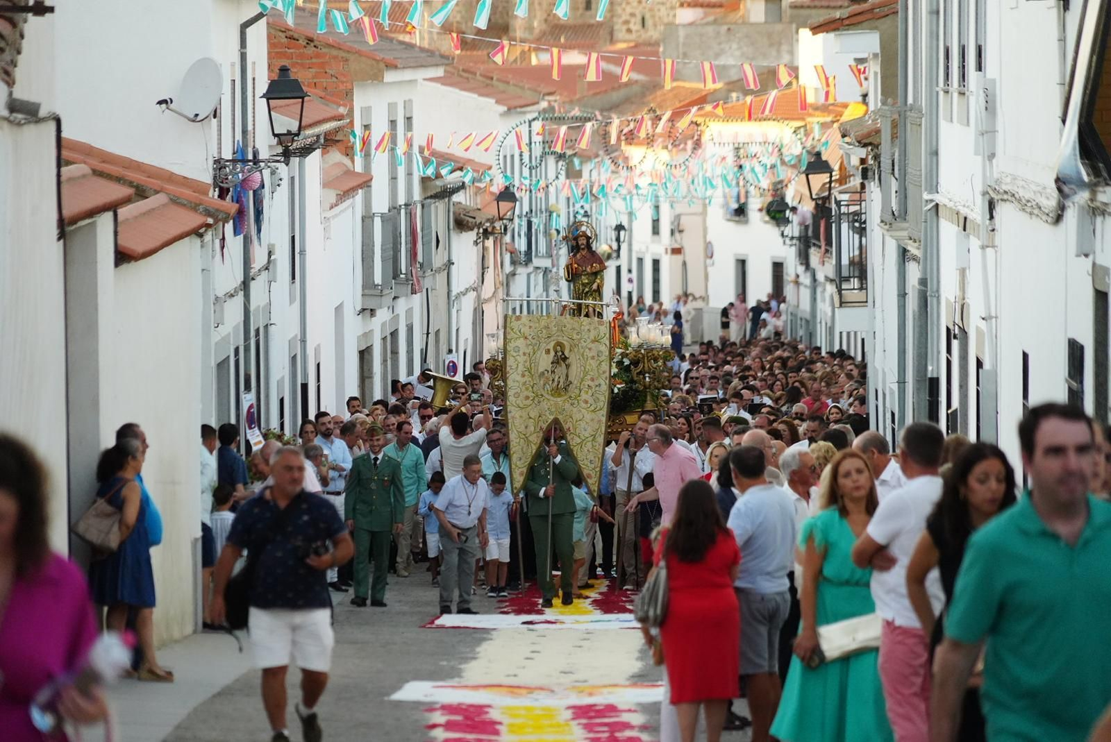 La procesión de San Roque en Dos Torres
