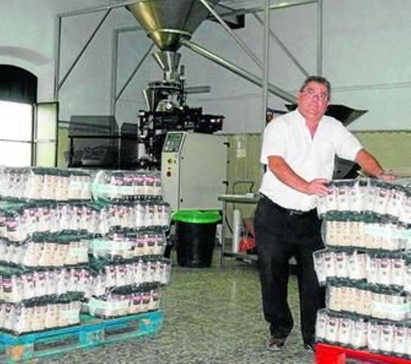 Antonio Tomás, gerente de la Cooperativa Campo de Tejada de Escacena.