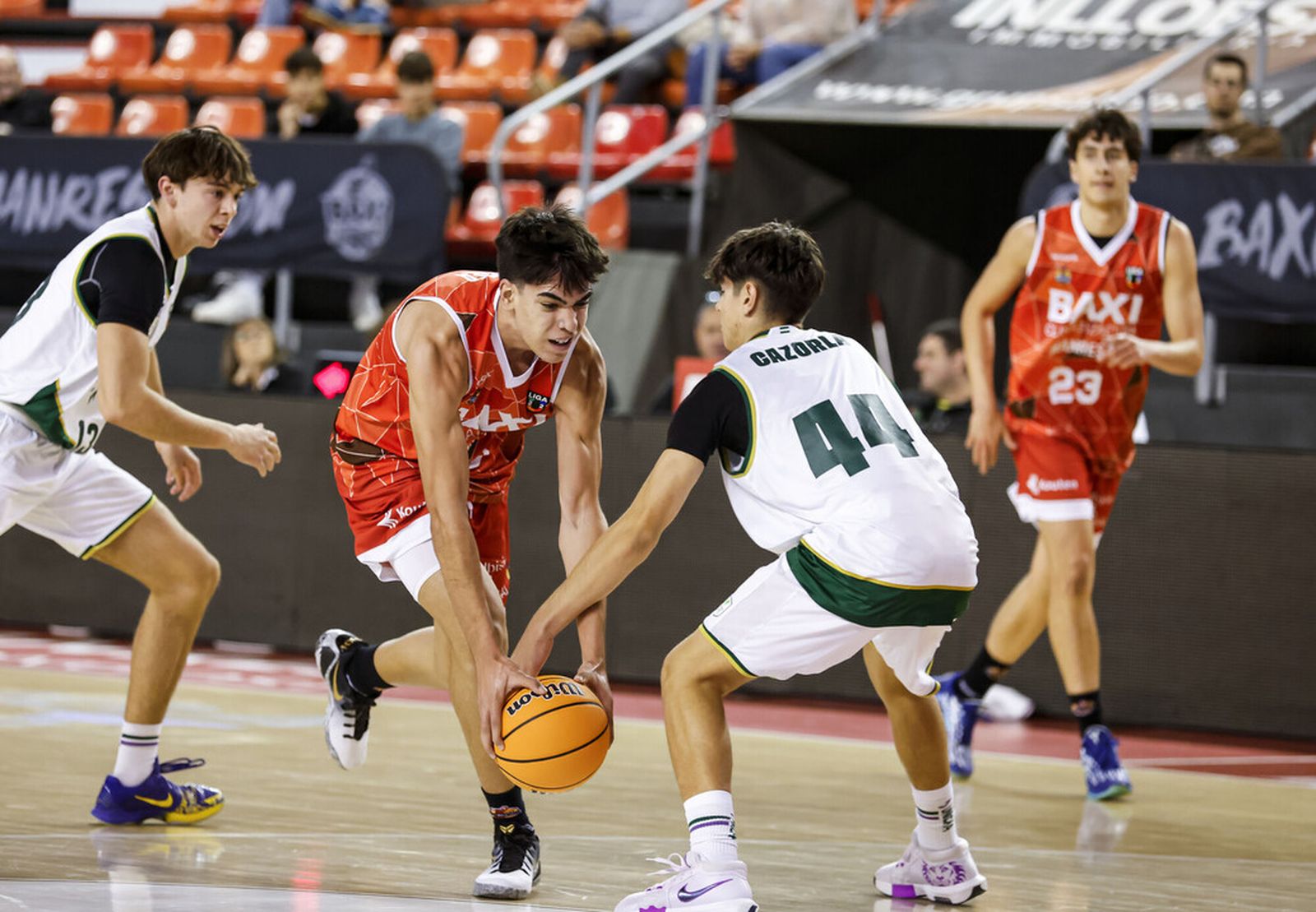Liga U22: El Unicaja rozó la épica en Manresa con Moller y Butajevas descomunales