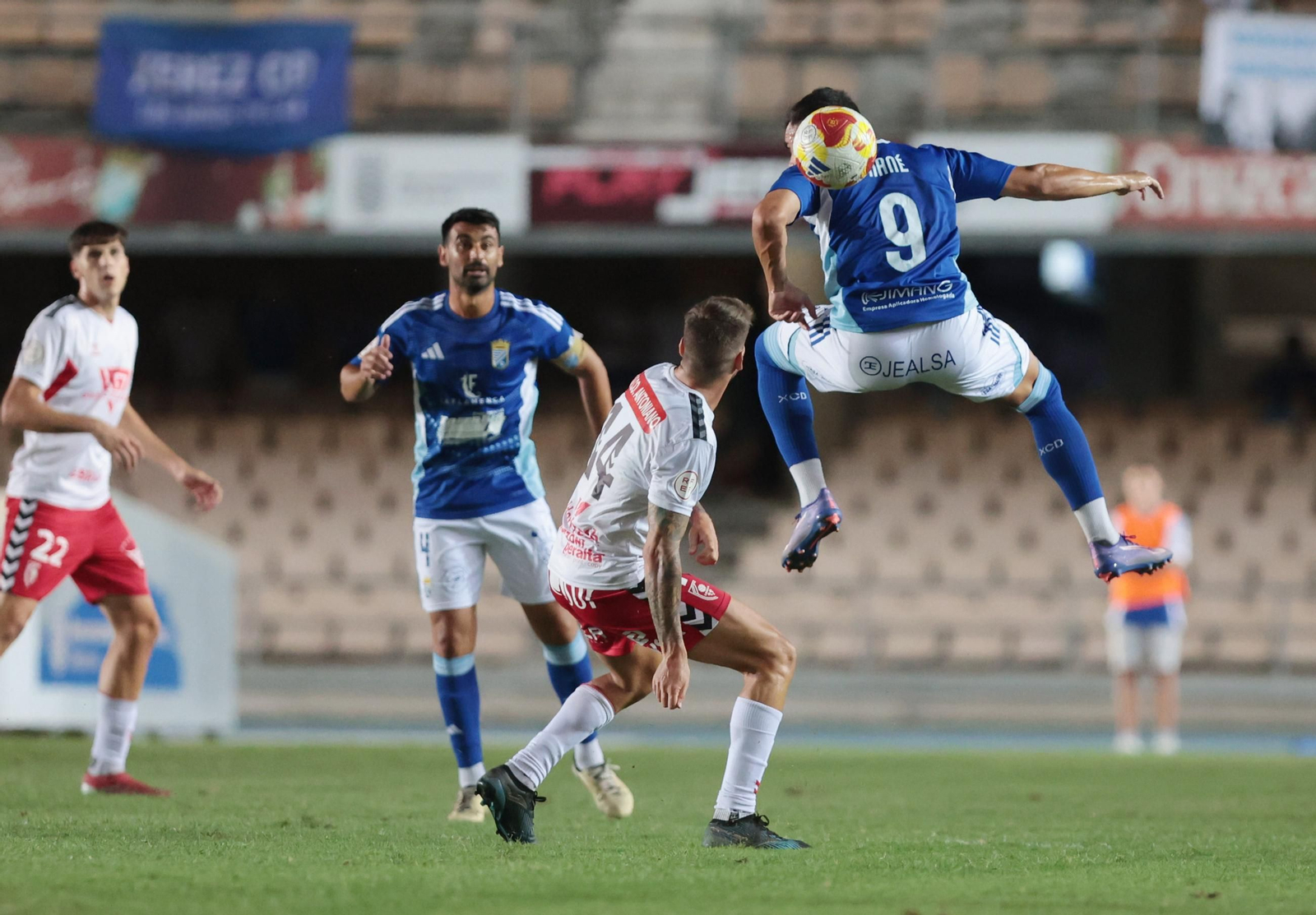 Imágenes del partido entre el Xerez CD contra el Antoniano en Chapín