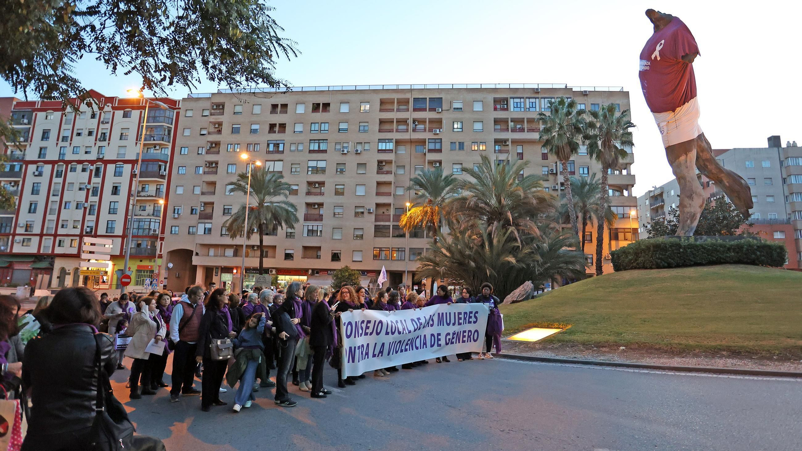 Imágenes de la manifestación del 25N 2024 en Jerez
