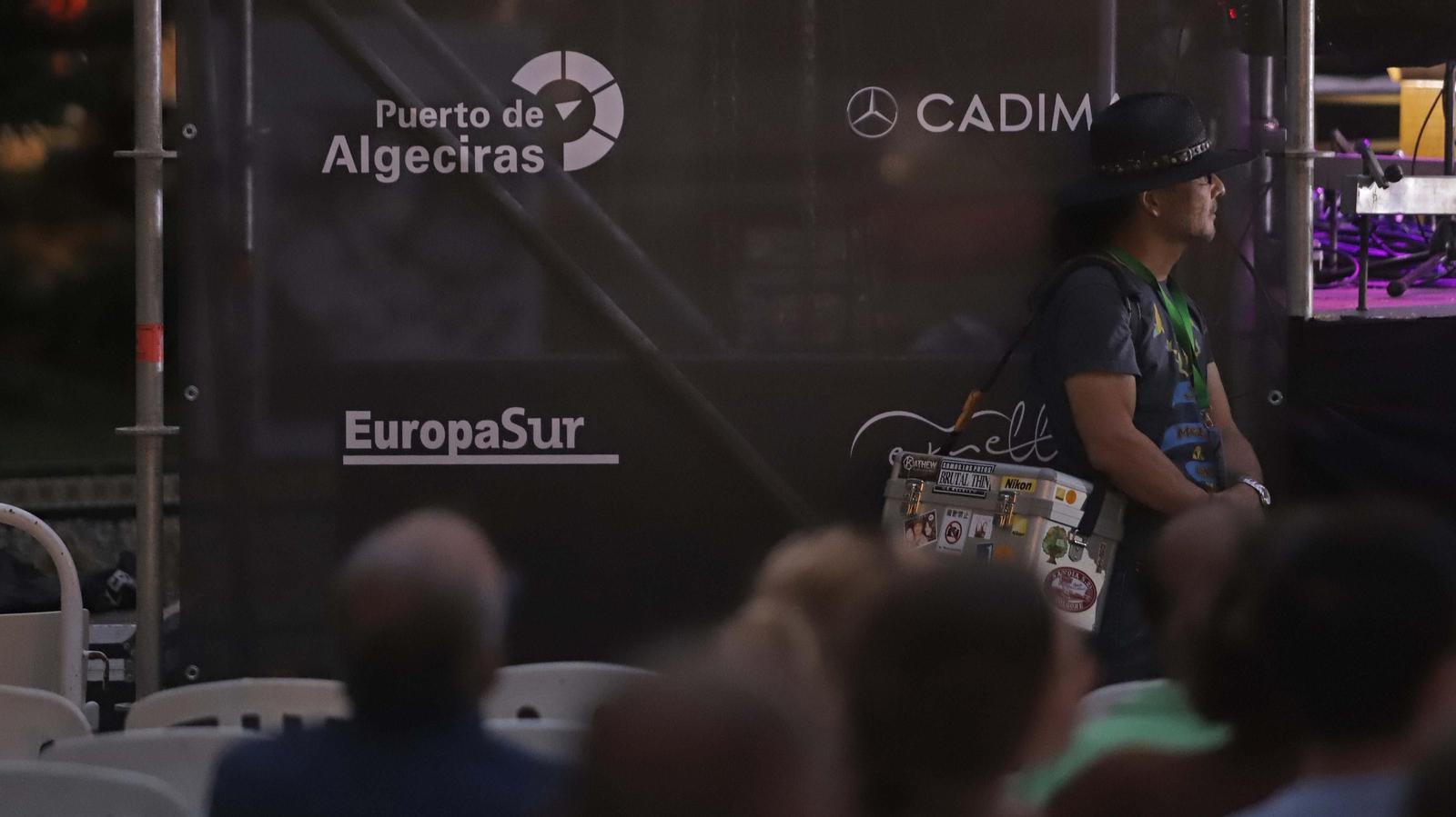 Fotos del espectáculo de José Manuel León y Mónika Bellido en Algeciras