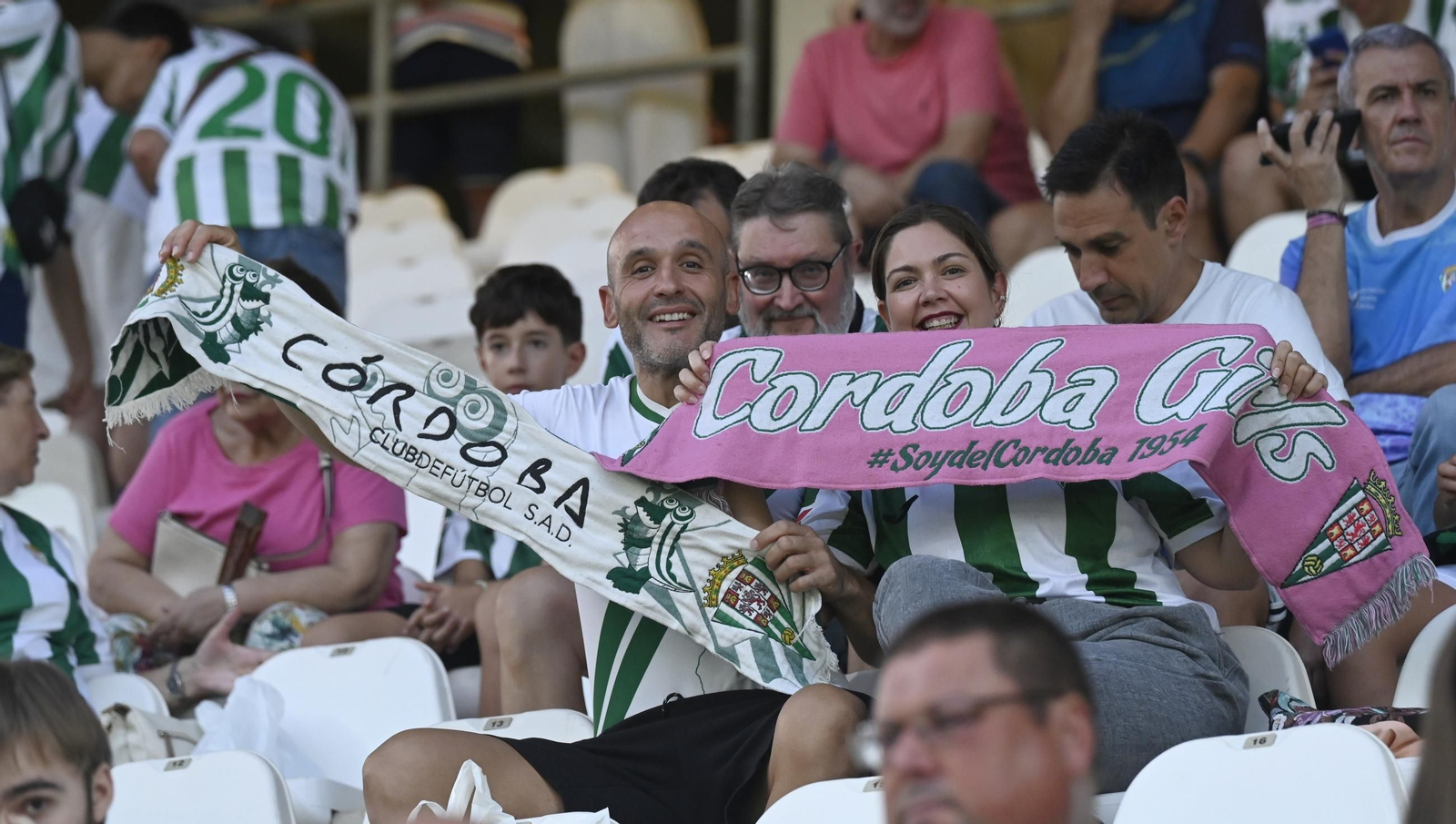 Las mejores fotos del ambiente en El Arcángel para el Córdoba CF - Las Palmas
