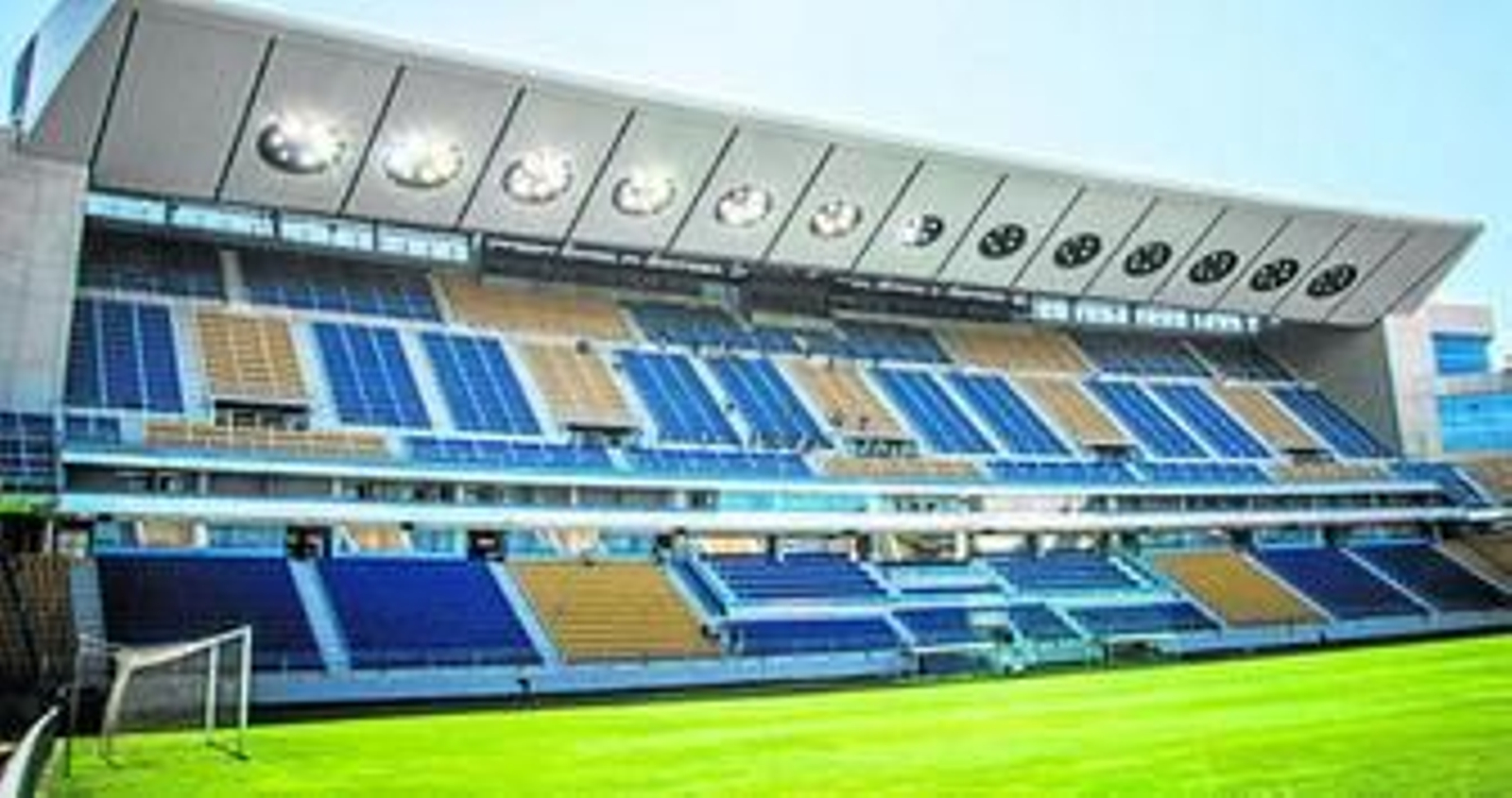 Vista panorámica del nuevo estadio Ramón de Carranza.