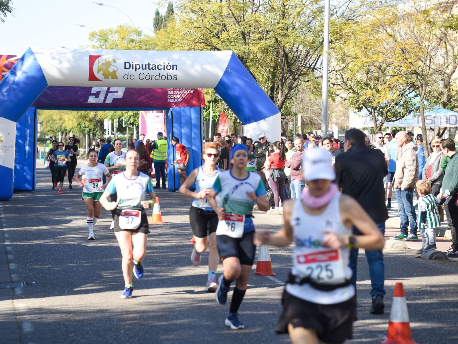 Las fotos de la tercera edición de la Milla Ciudad de Córdoba