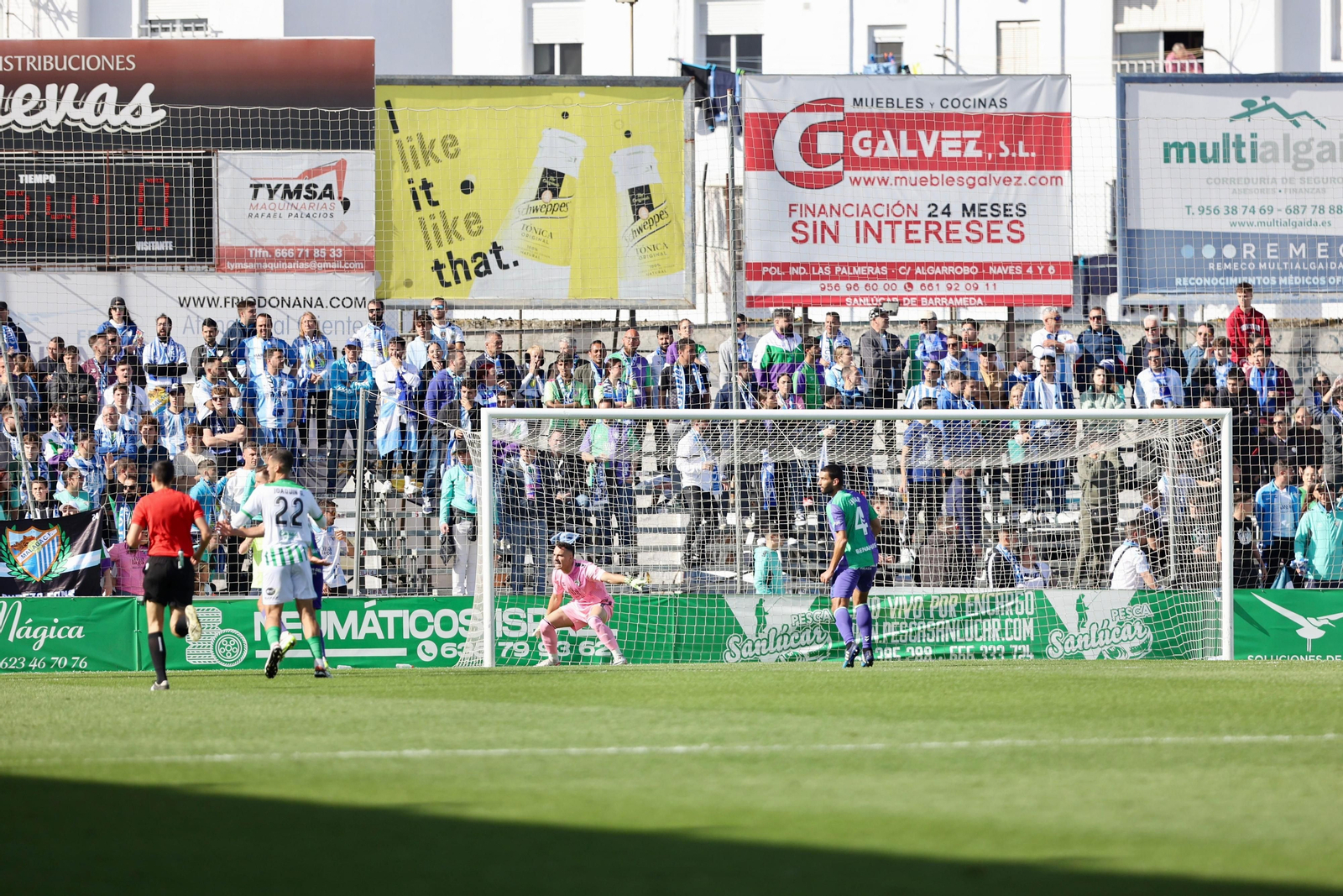 El Sanluqueño - Málaga CF, en fotos