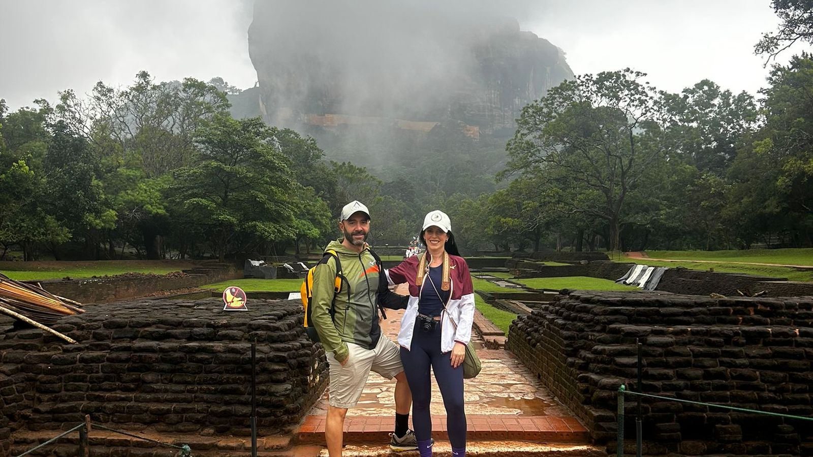 Mercedes Fernández durante su viaje por Sri Lanka.