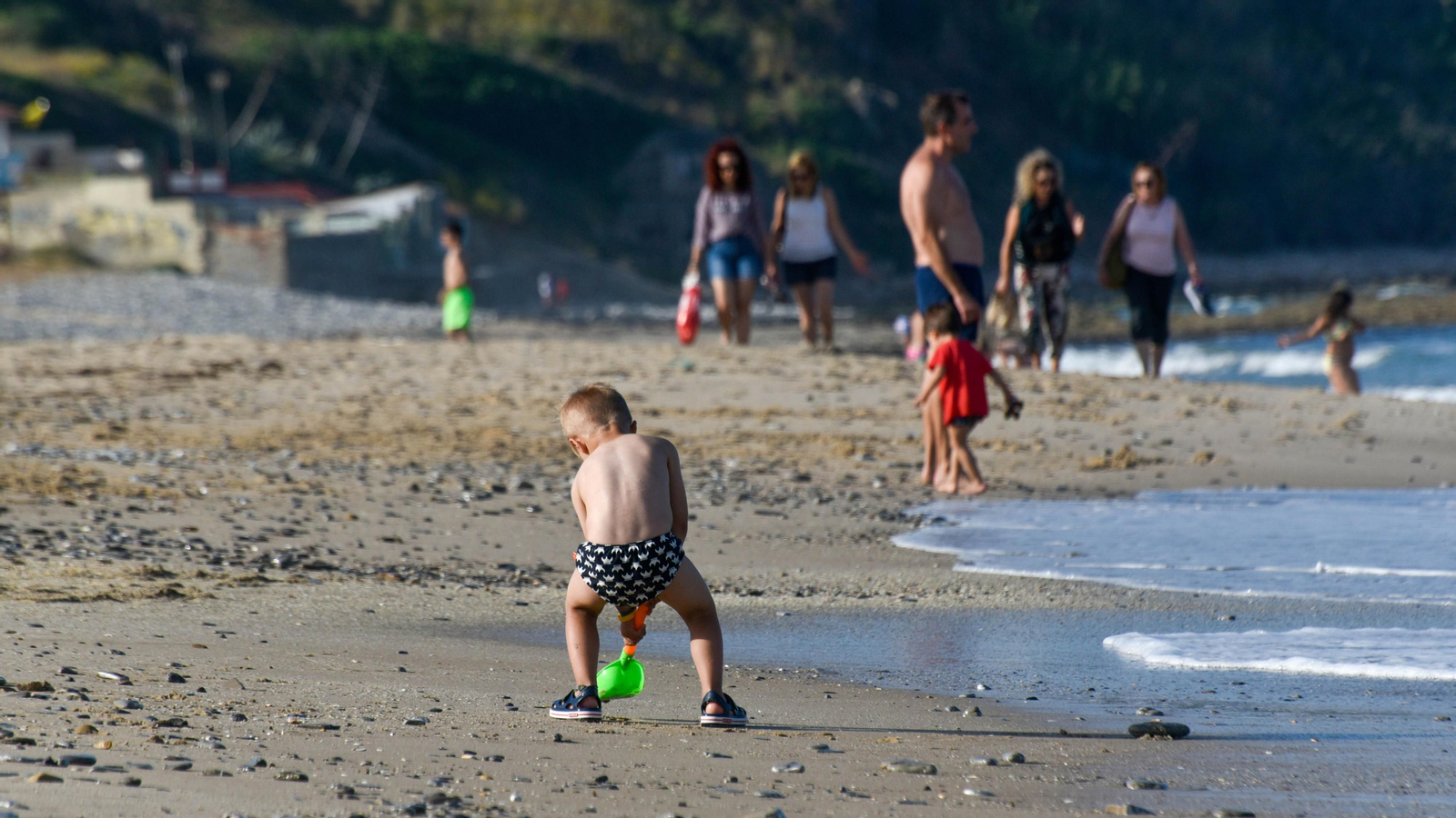 Las fotos de una tarde sol y playa en Algeciras