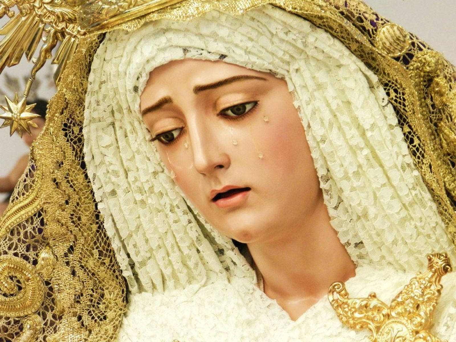 La dolorosa titular, la Virgen de la Caridad