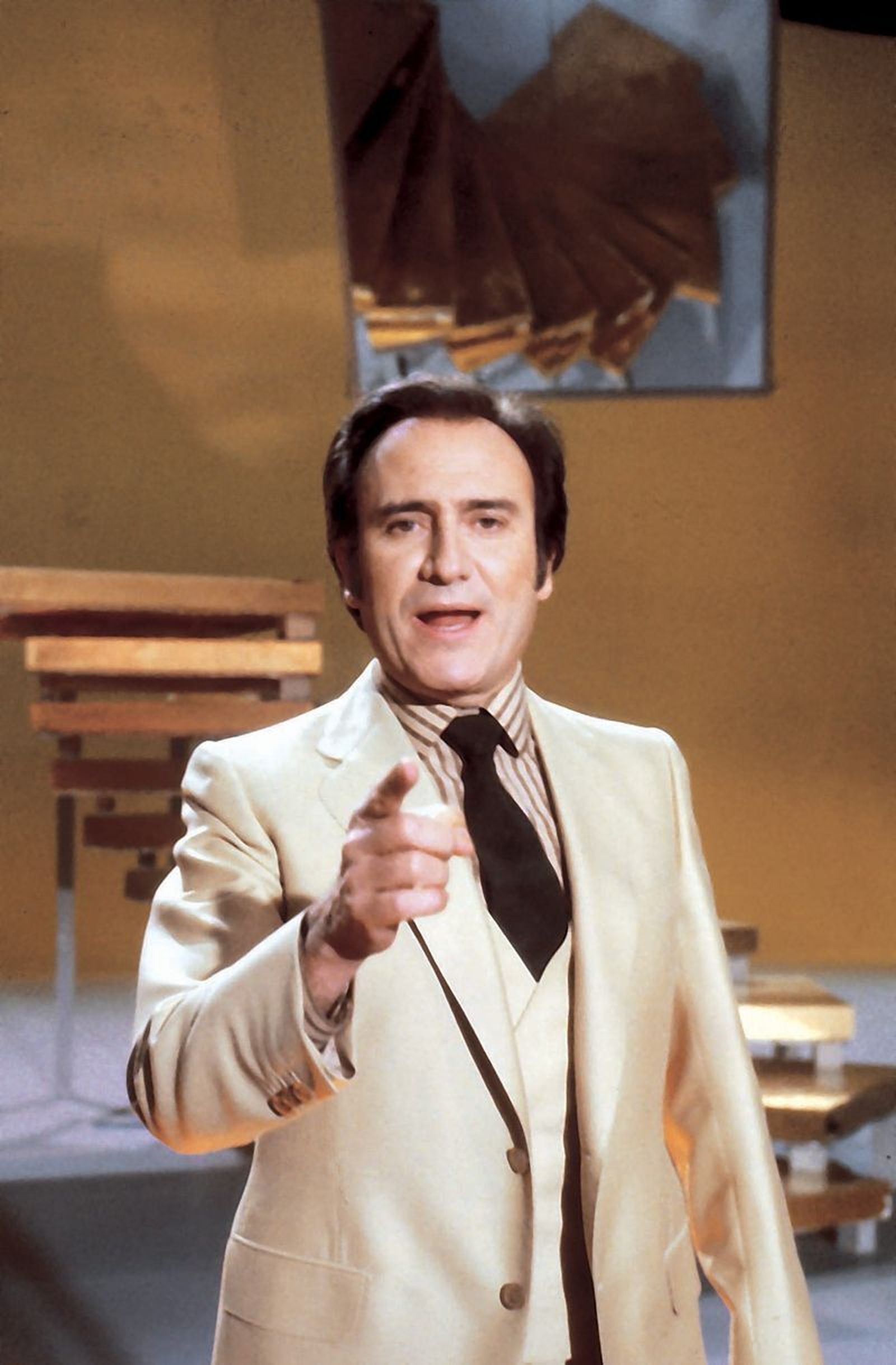 Los Pueblos y sus Personajes