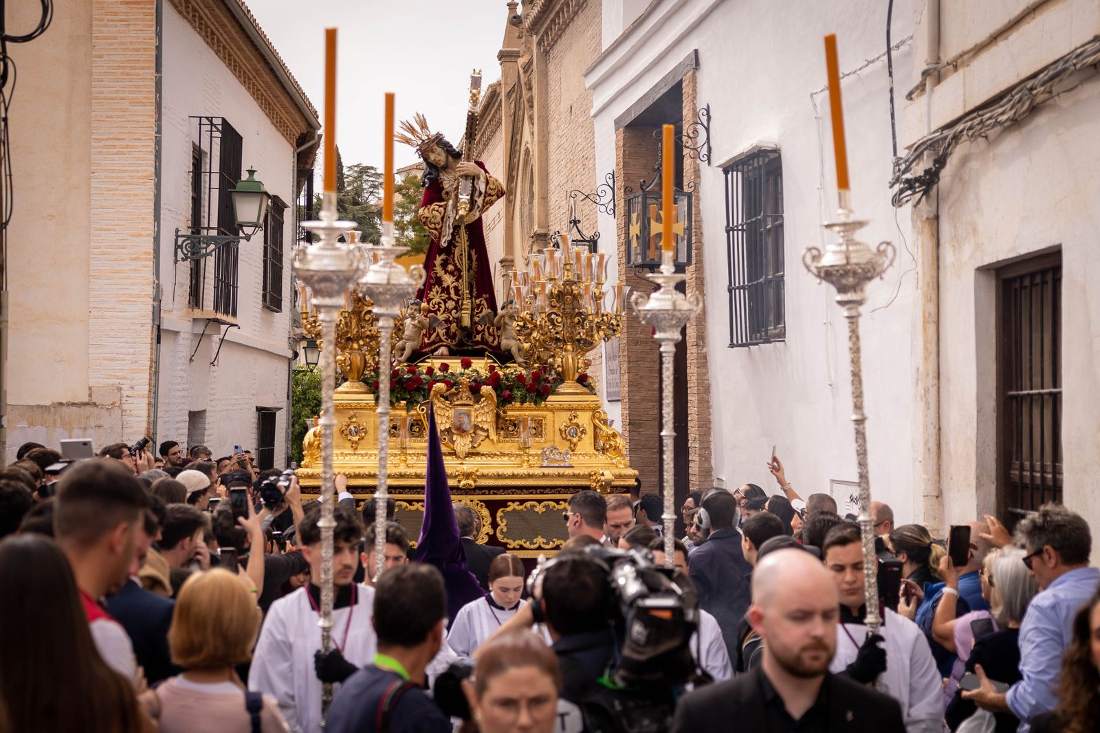 Las mejores fotos del Martes Santo en Granada