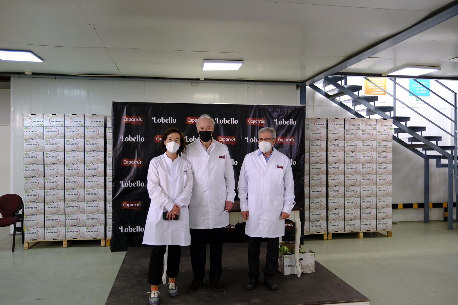 Fotogalería de la visita de Vicente del Bosque a Grupo Caparrós.