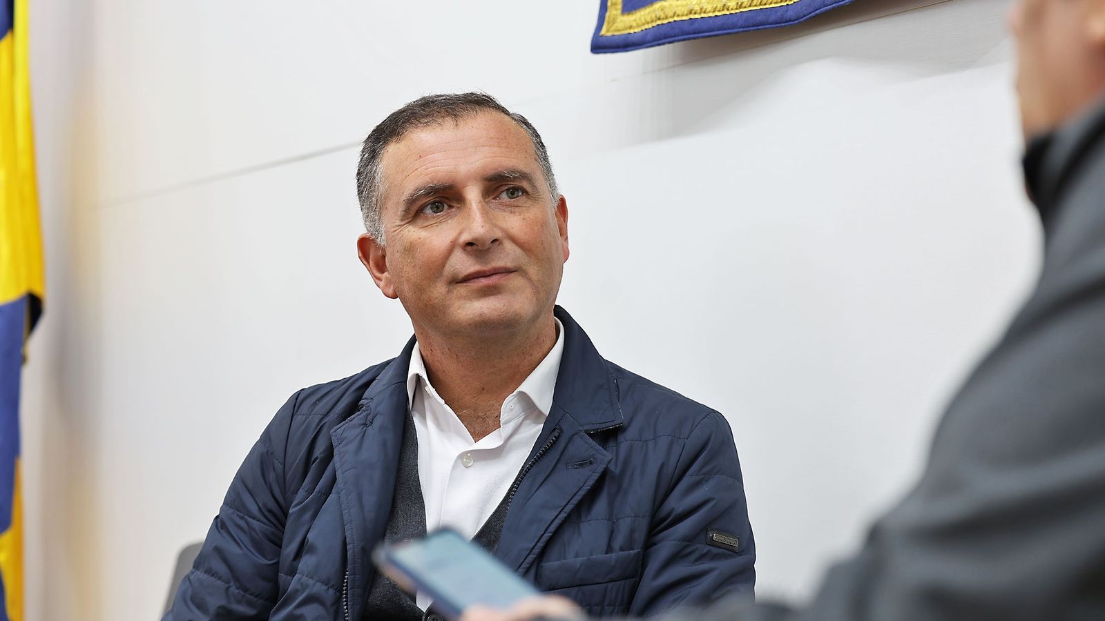 Gustavo Cuéllar, durante la entrevista a Huelva Información.