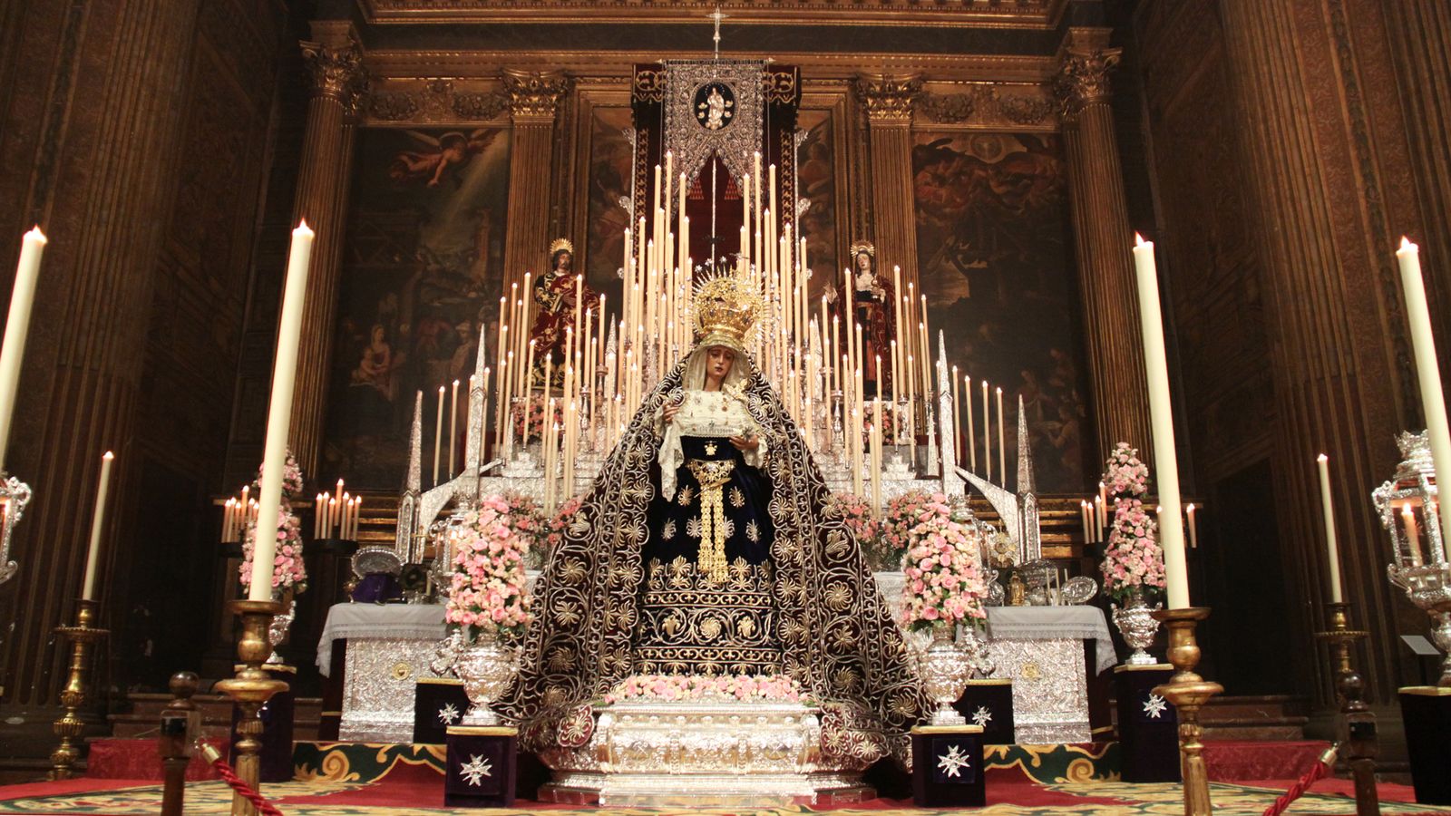 La Virgen del Valle en solemne veneración