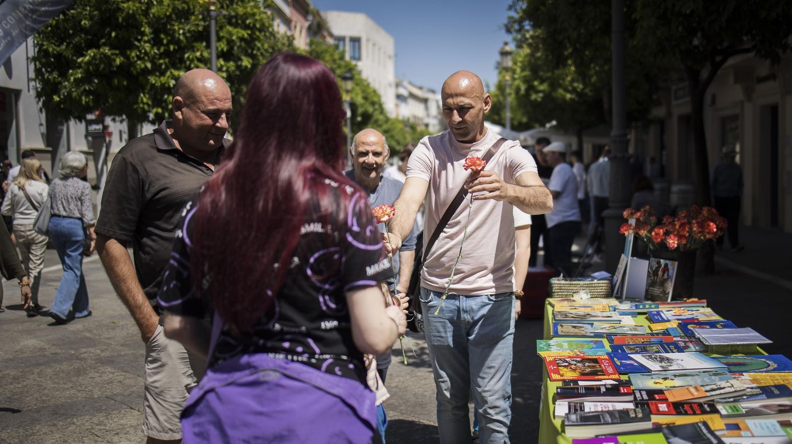 Motos, vino y literatura: búscate en el ambiente del centro de Jerez el sábado del Gran Premio de Jerez 2025