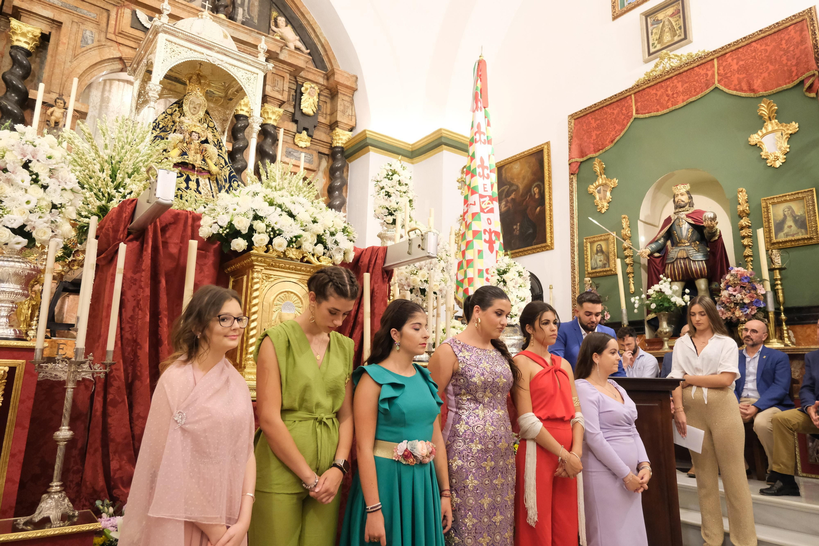 La presentación de la Corte de Honor de la Virgen de la Sierra en Cabra, en imágenes La presentación de la Corte de Honor de la Virgen de la Sierra en Cabra, en imágenes