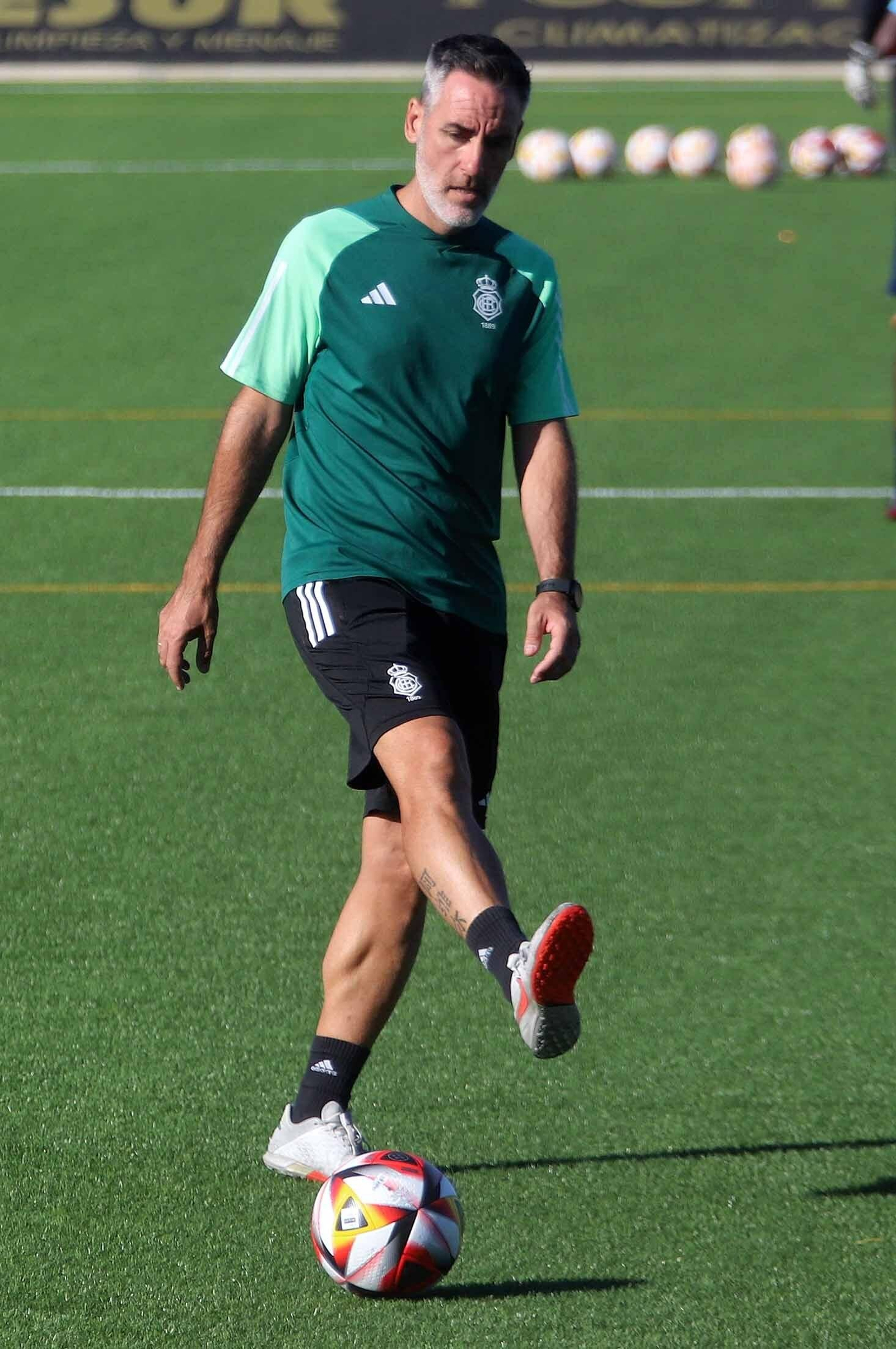 Imágenes del entrenamiento del Recre