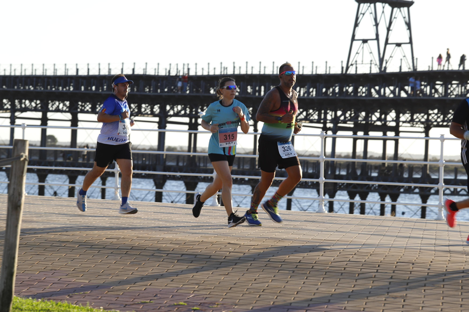 Imágenes de la carrera 10K Huelva Puerta del Descubrimiento