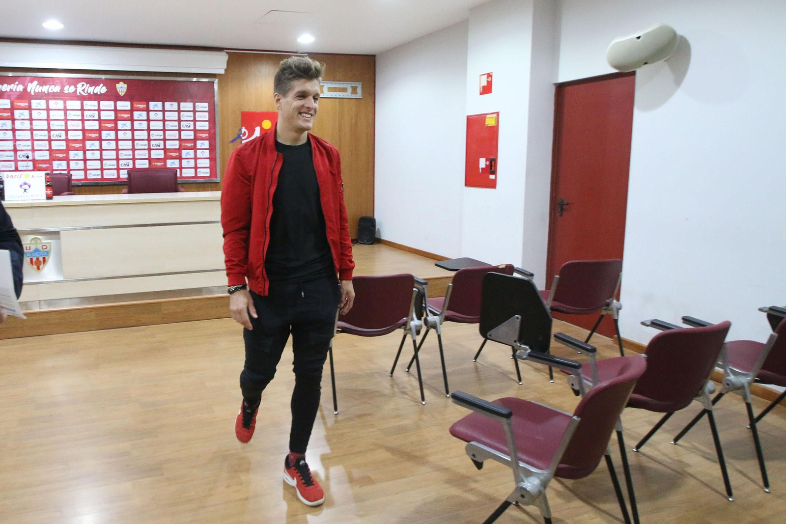 Corpas está muy cerca de dejar de pertenecer a la UD Almería