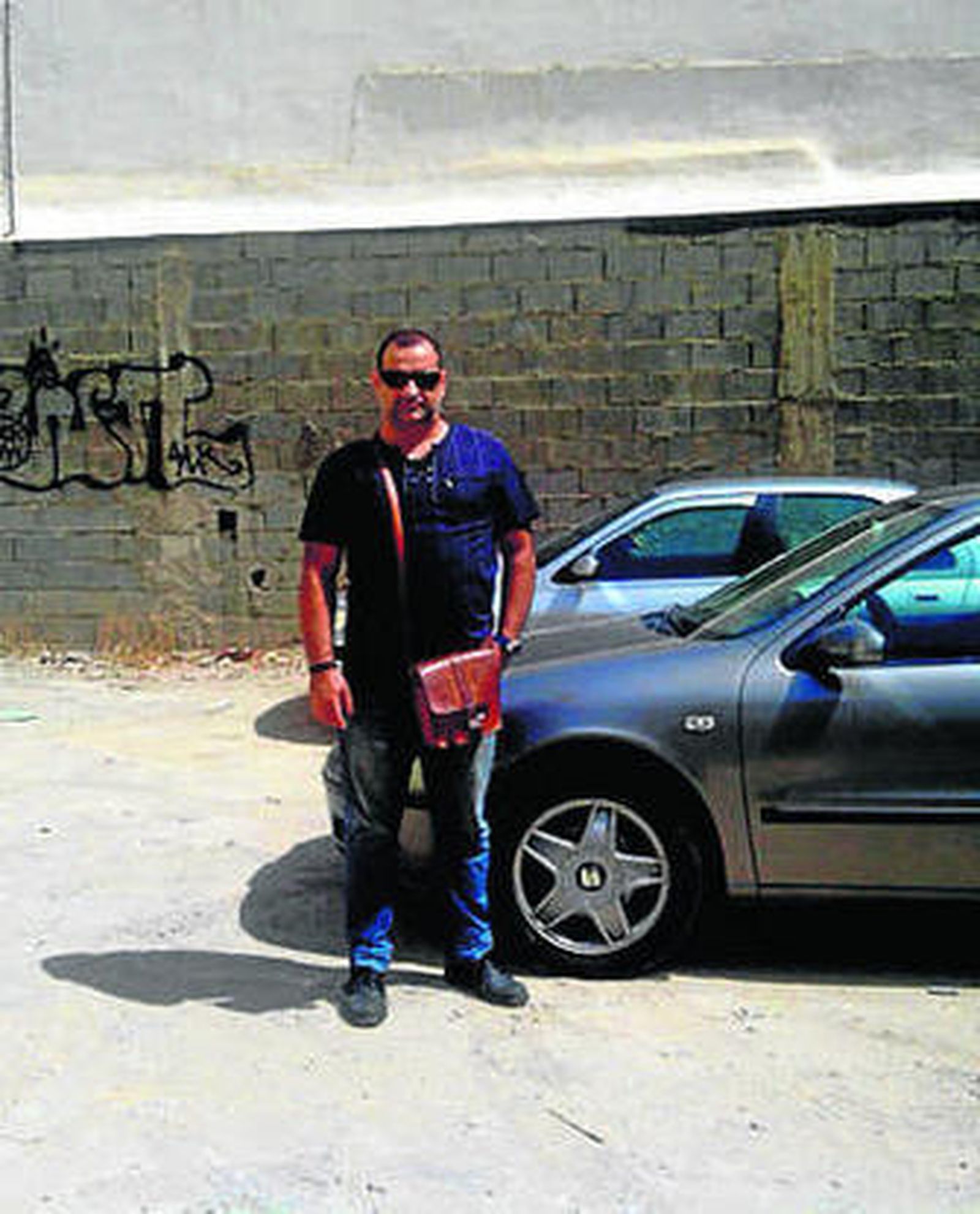 Serafín Pedrosa en el solar.