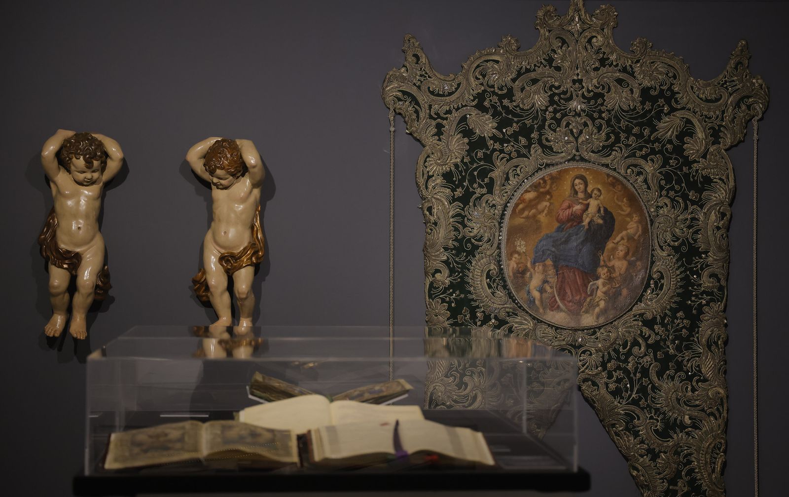 'Cien años para soñar un día. Centenario del Lunes Santo en la Semana Santa de Sevilla', todas las imágenes