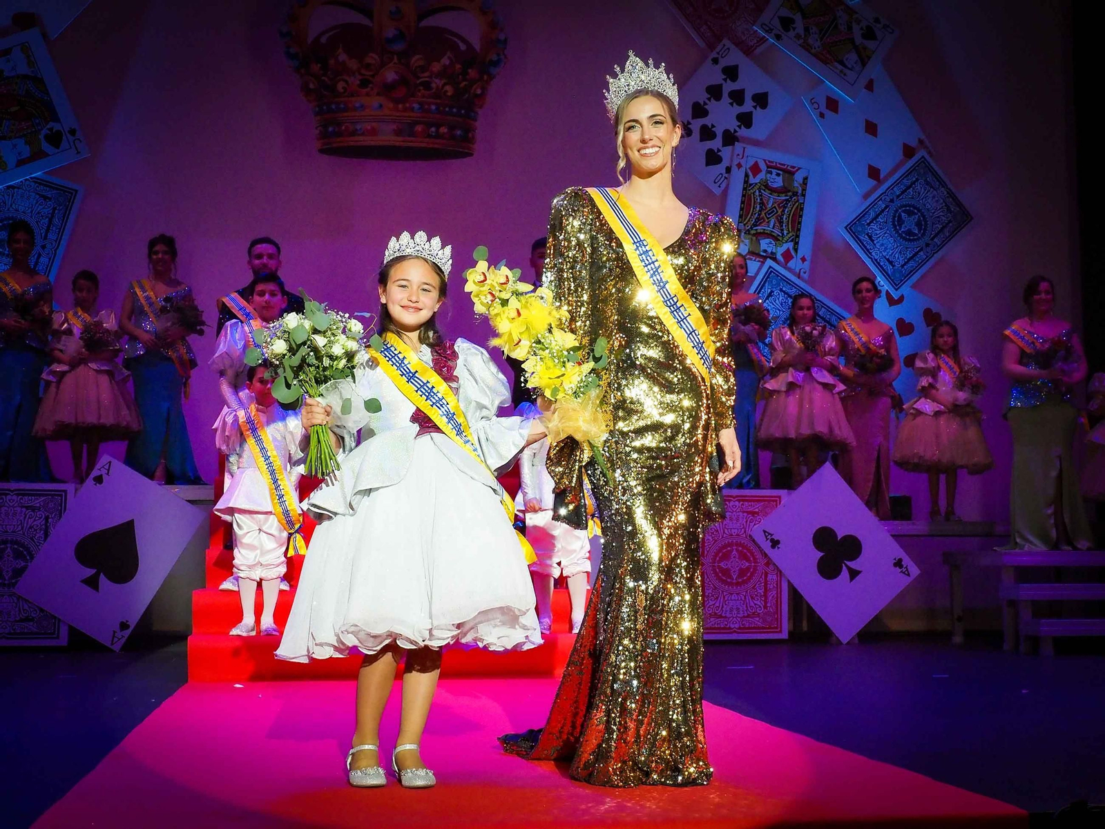 Acto de coronación de las dos reinas del Carnaval de Isla Cristina 2025 Acto de coronación de las dos reinas del Carnaval de Isla Cristina 2025