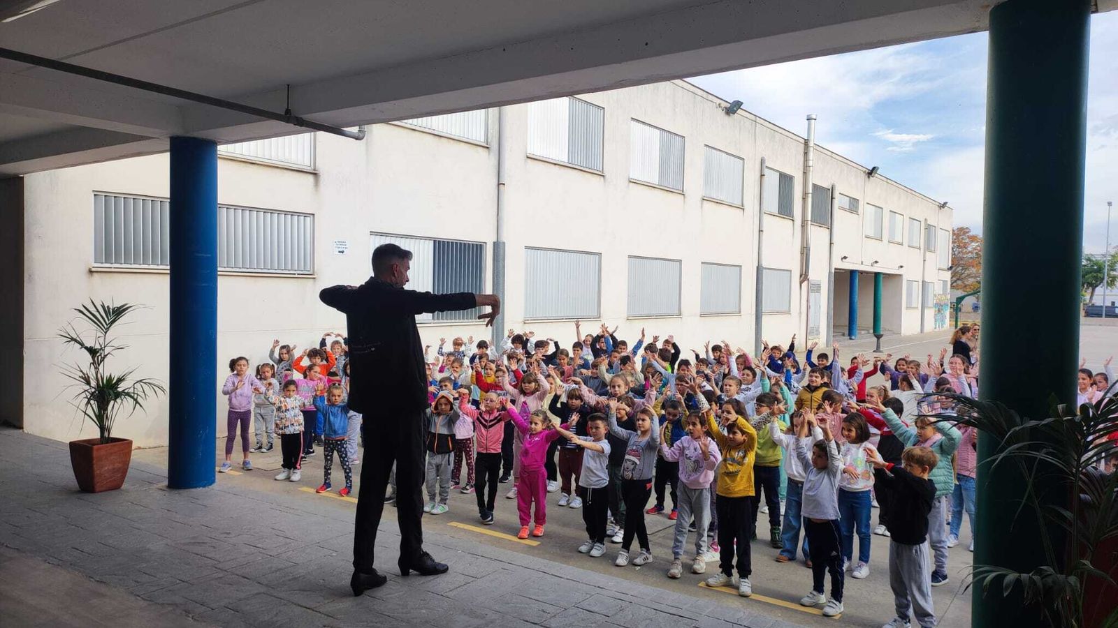 Otro momento de la visita de José Manuel Fernández.