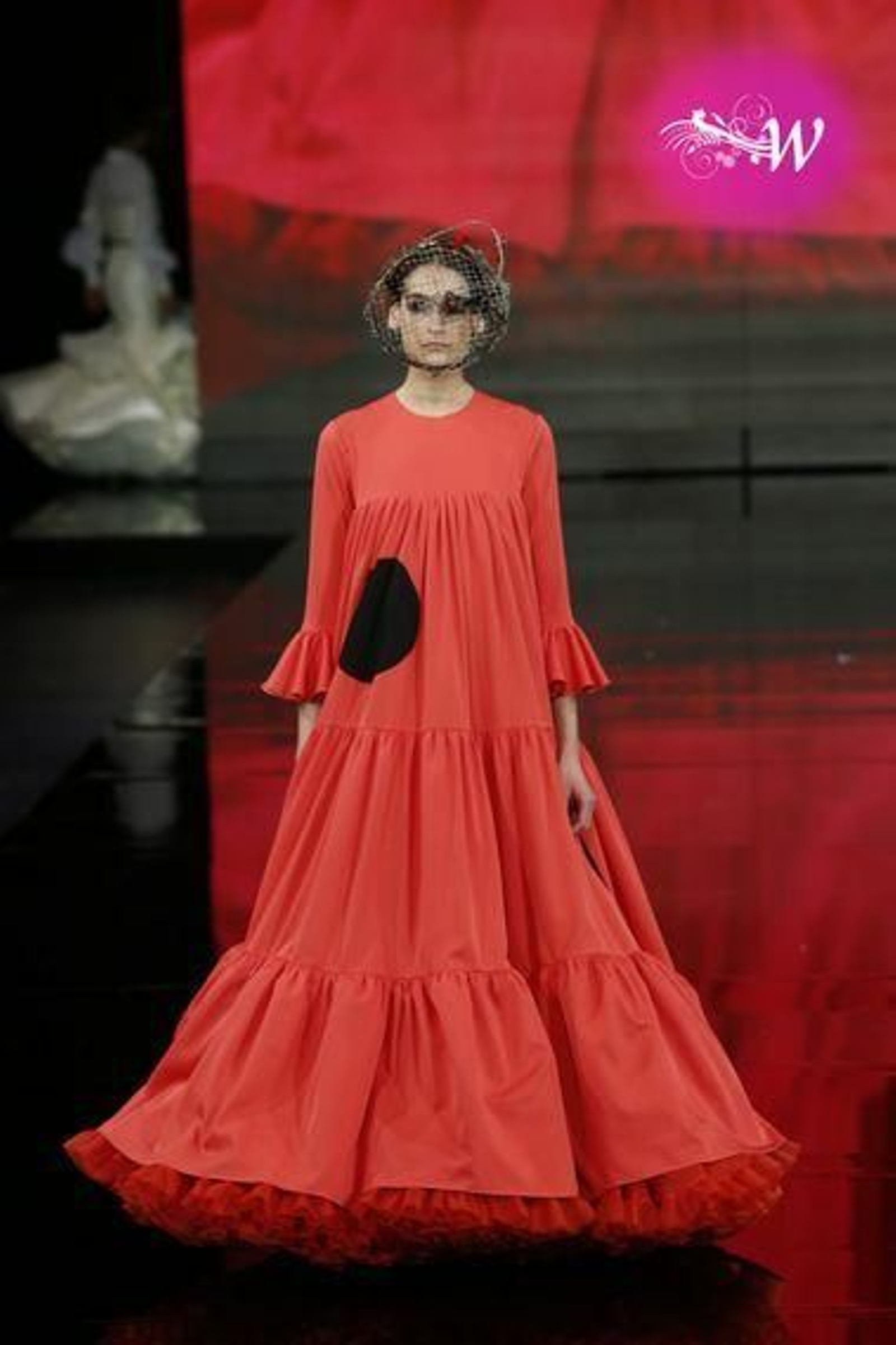 Así ha sido el desfile de Gil Ortiz en SIMOF 2020, todas las fotos de su colección de flamenca