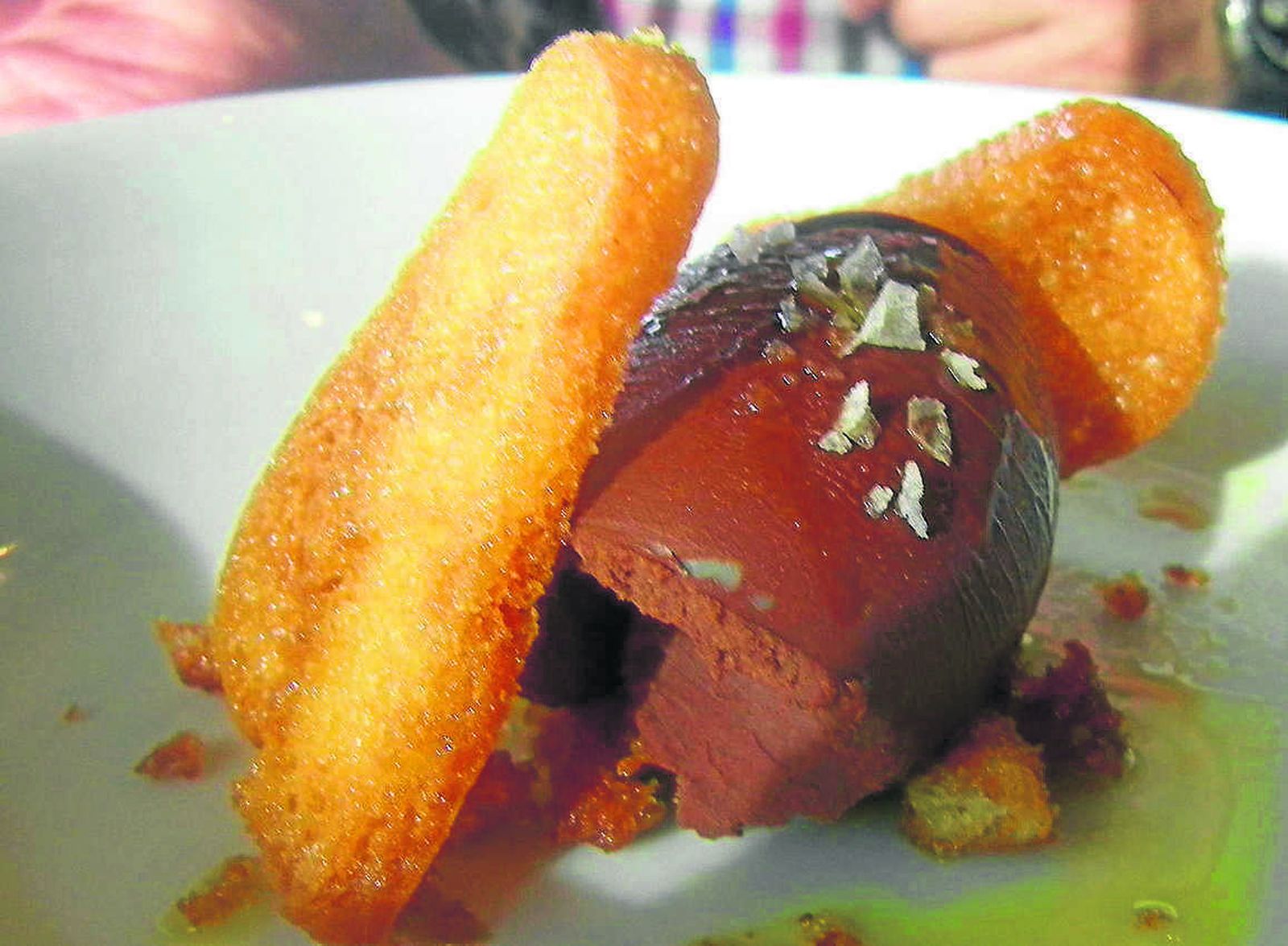 La versión del pan frito con chocolate del Barra Siete.