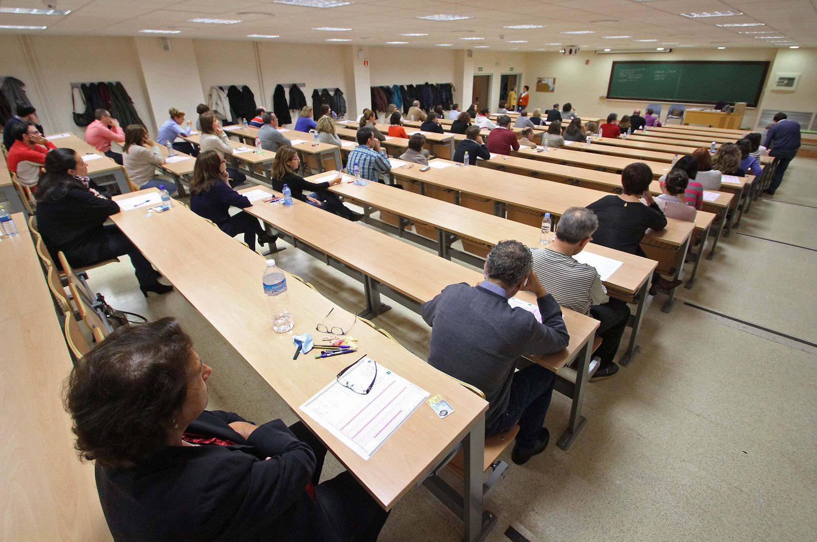 Un examen de una oposición del SAS.