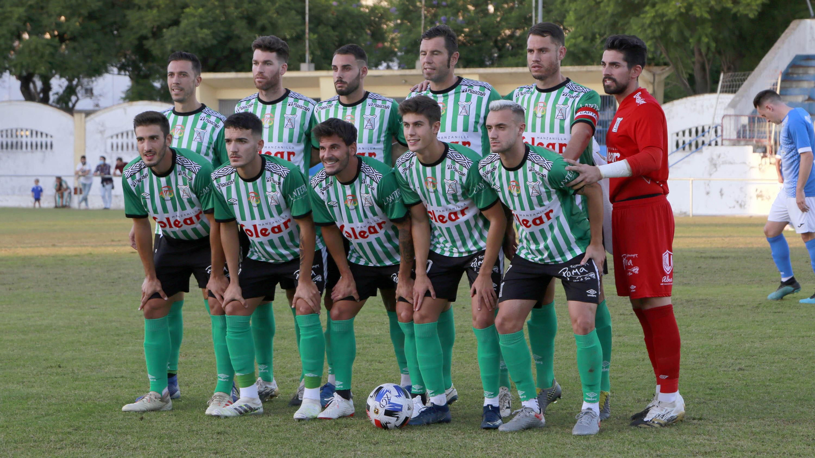 Imágenes de la presentación del Xerez CD y  Trofeo Feria de La Vendimia en La Juventud