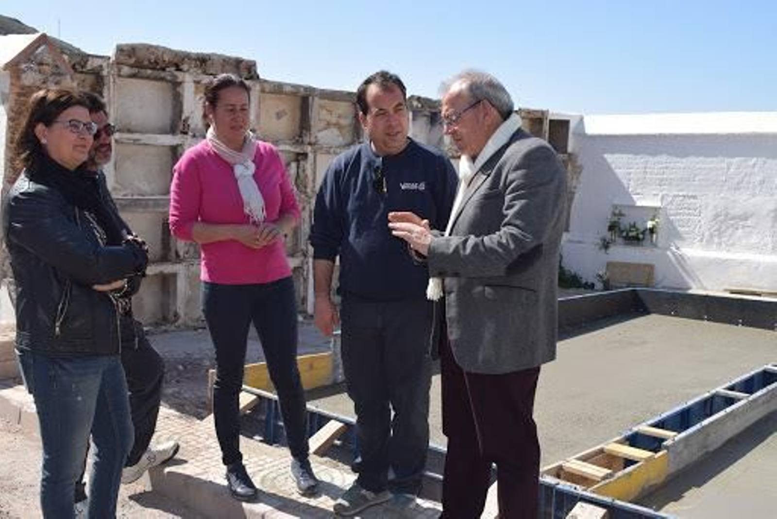 Más seguridad y restricciones para honrar a los seres queridos