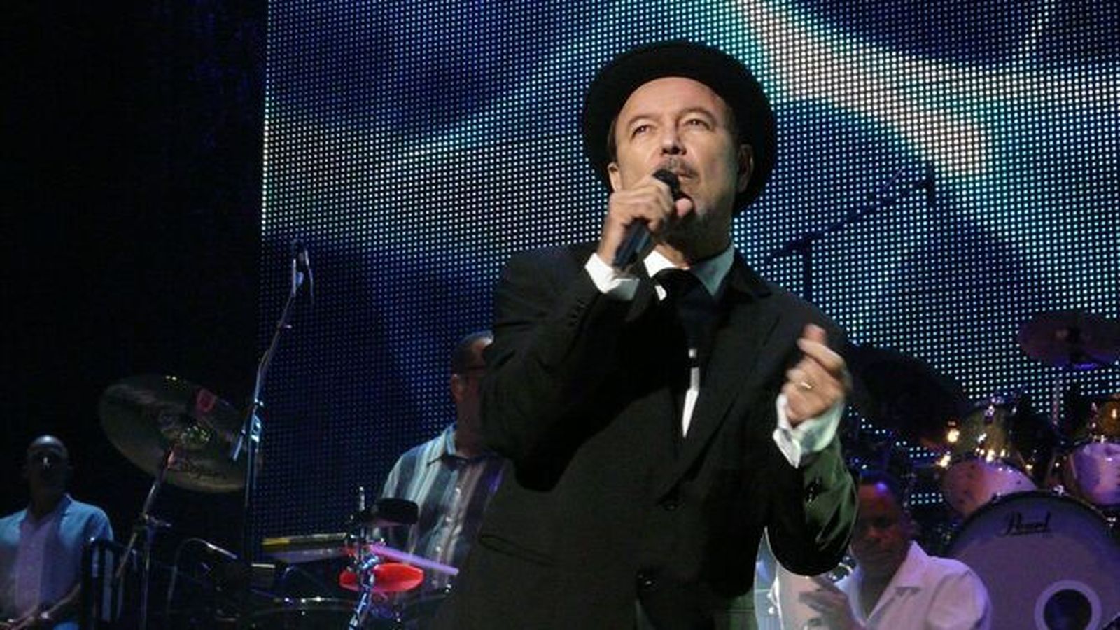 El artista Rubén Blades será uno de los que actúe.