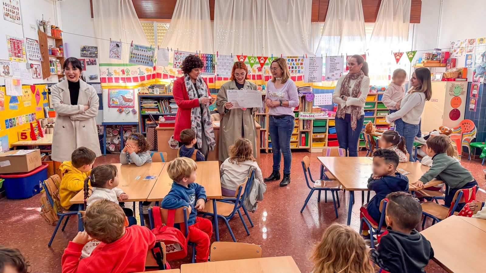 Ha visitado al alumnado del centro